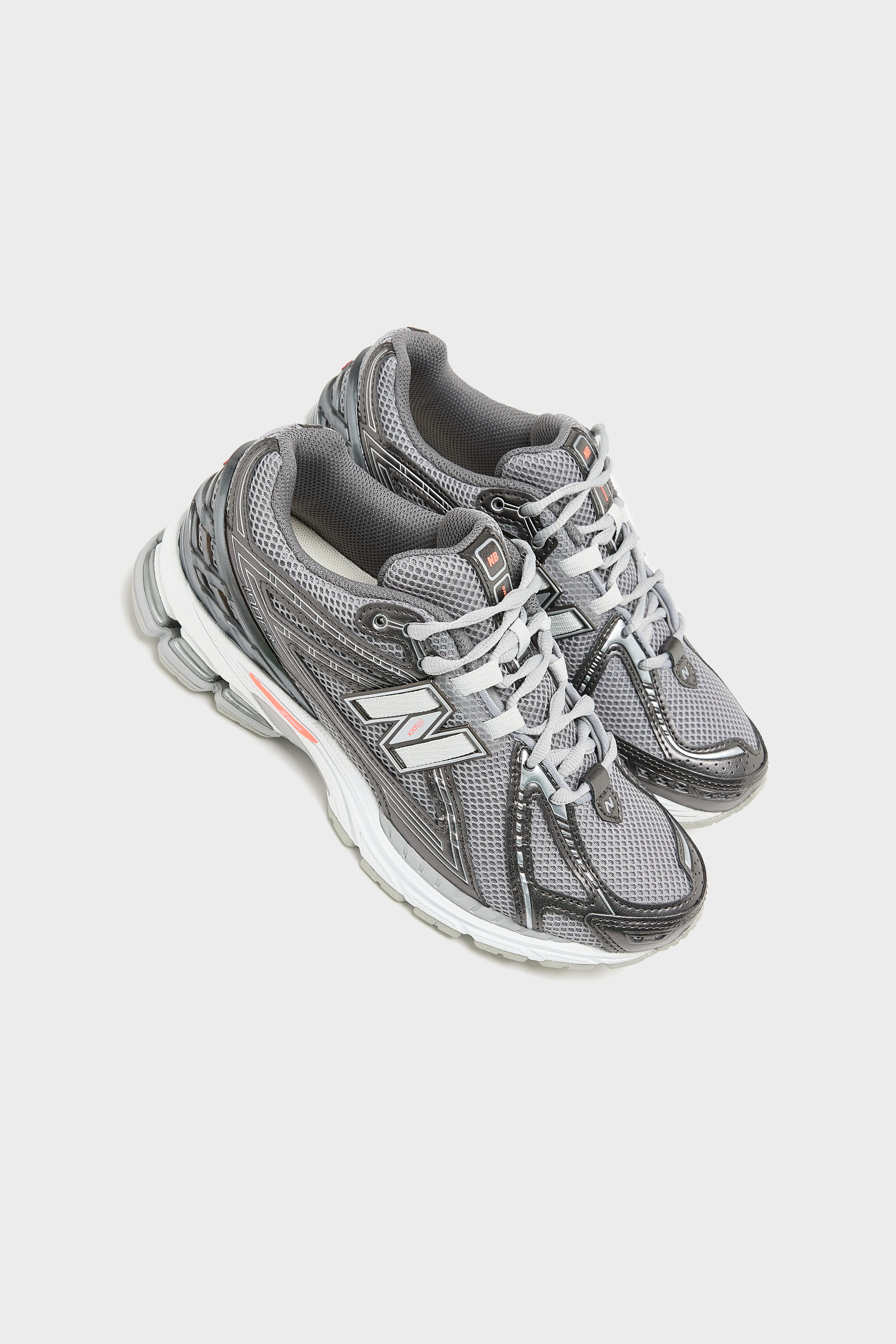1906R for Women  (252 / W / BLACK)