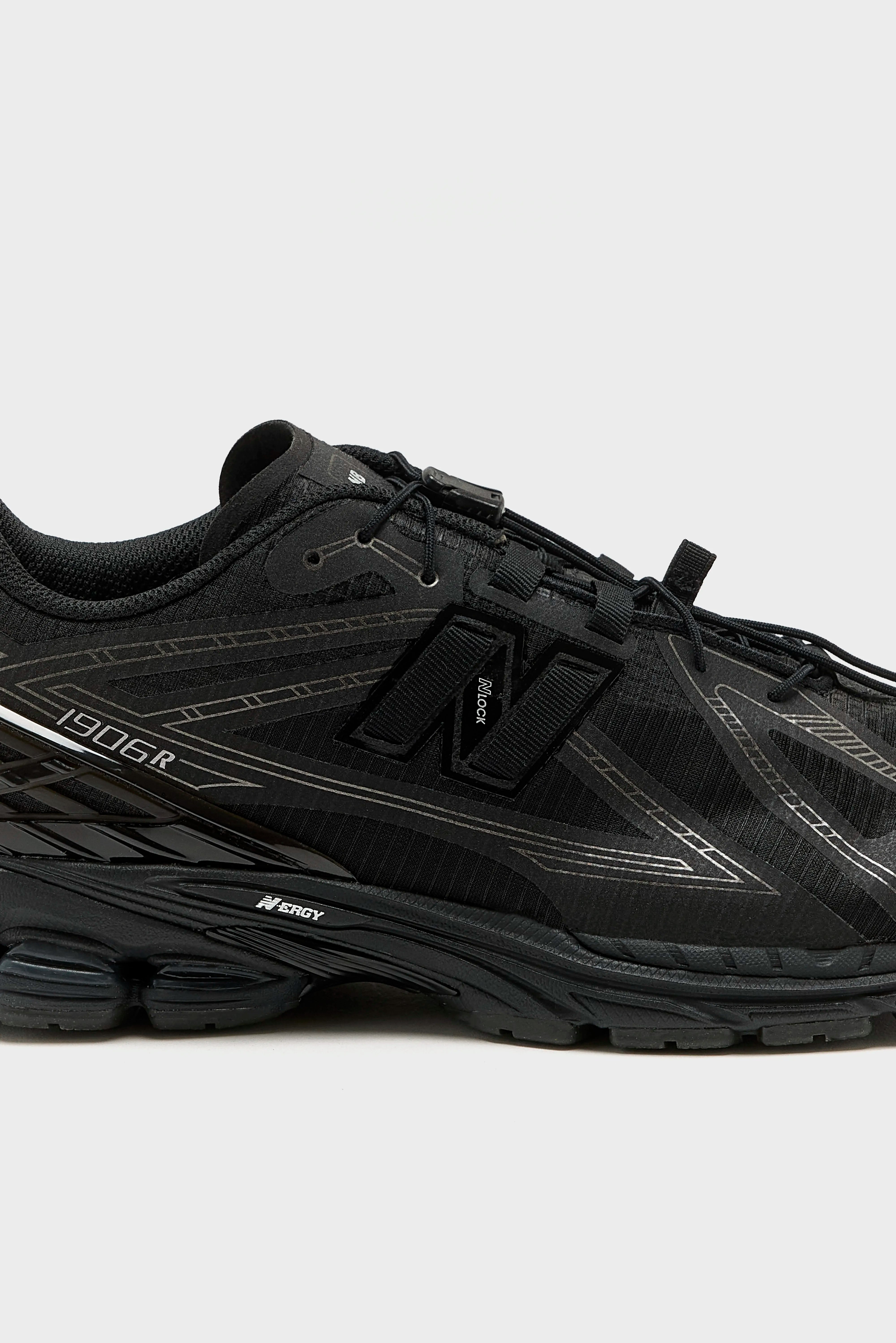 1906R for Men  (252 / M / BLACK)