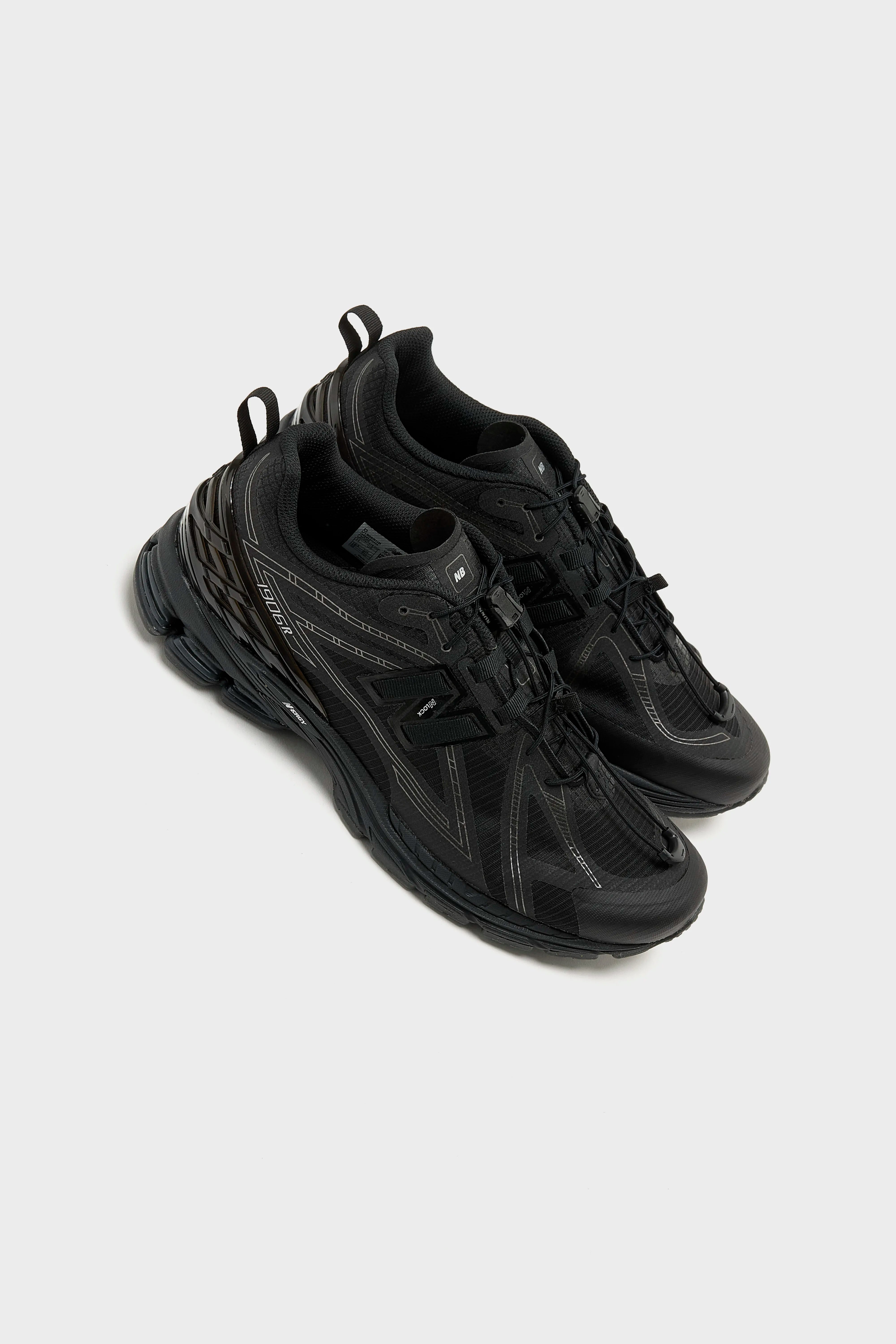 1906R for Men  (252 / M / BLACK)