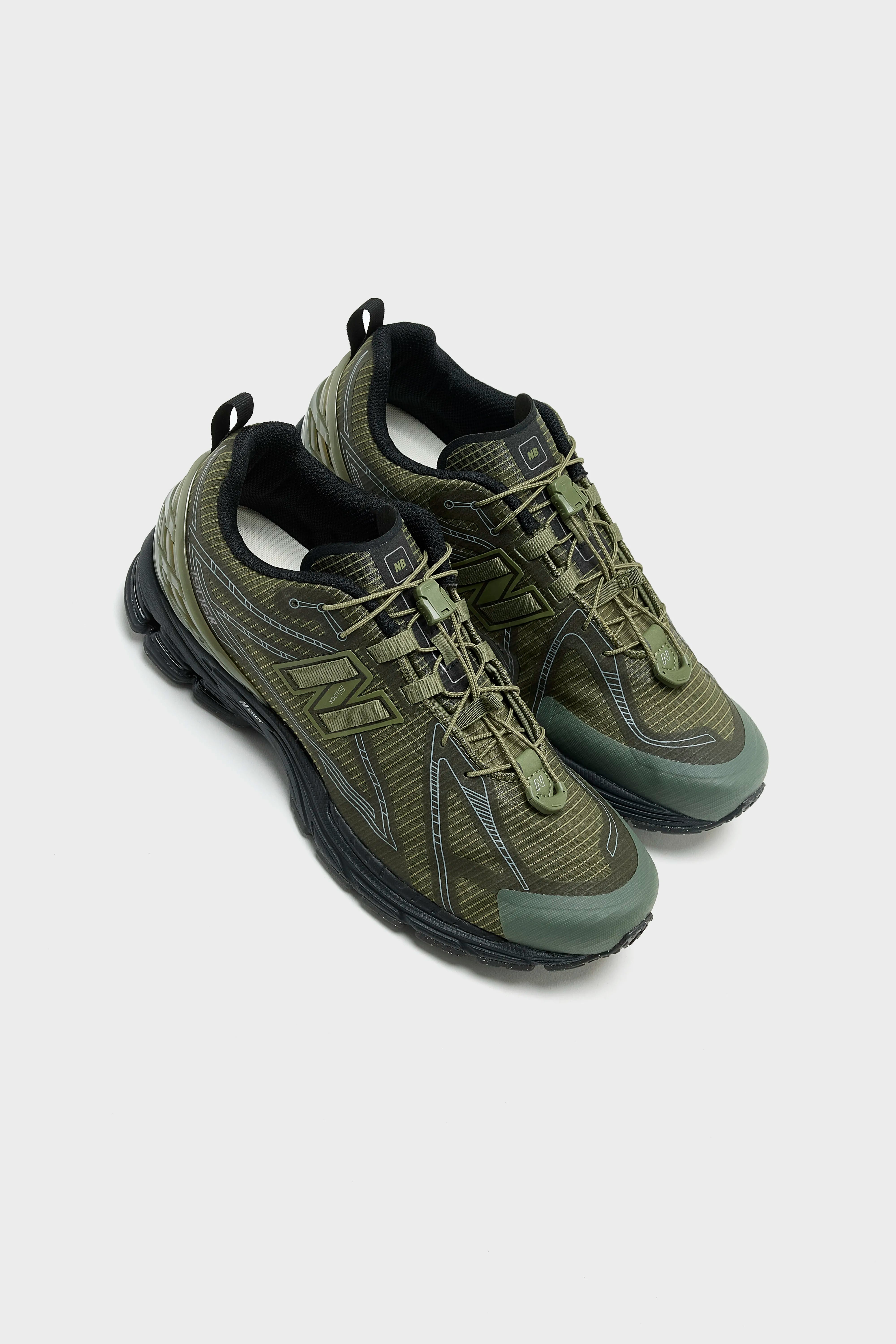 1906R for Men  (252 / M / GREEN)