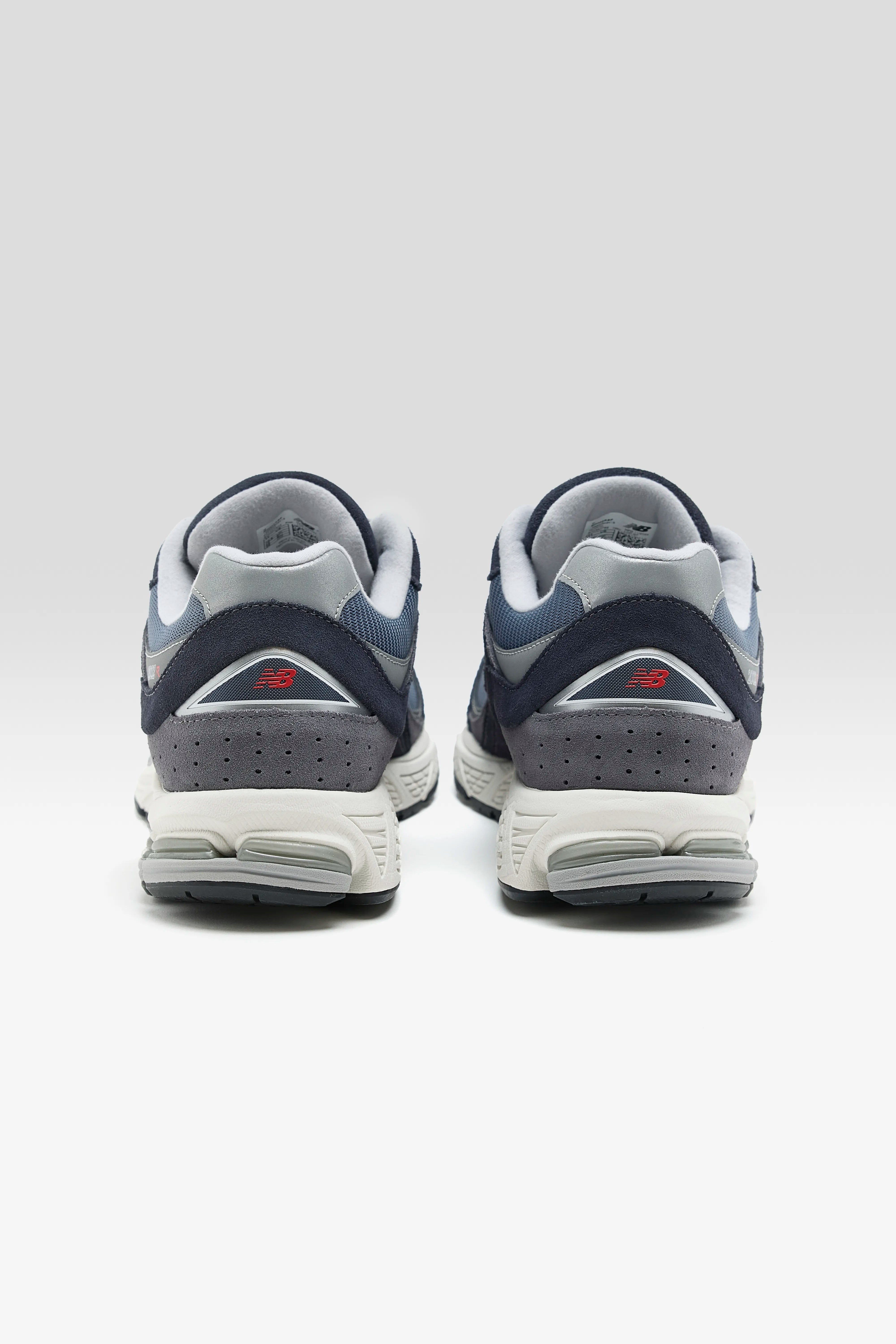 2002R for Men  (252 / M / BLUE)