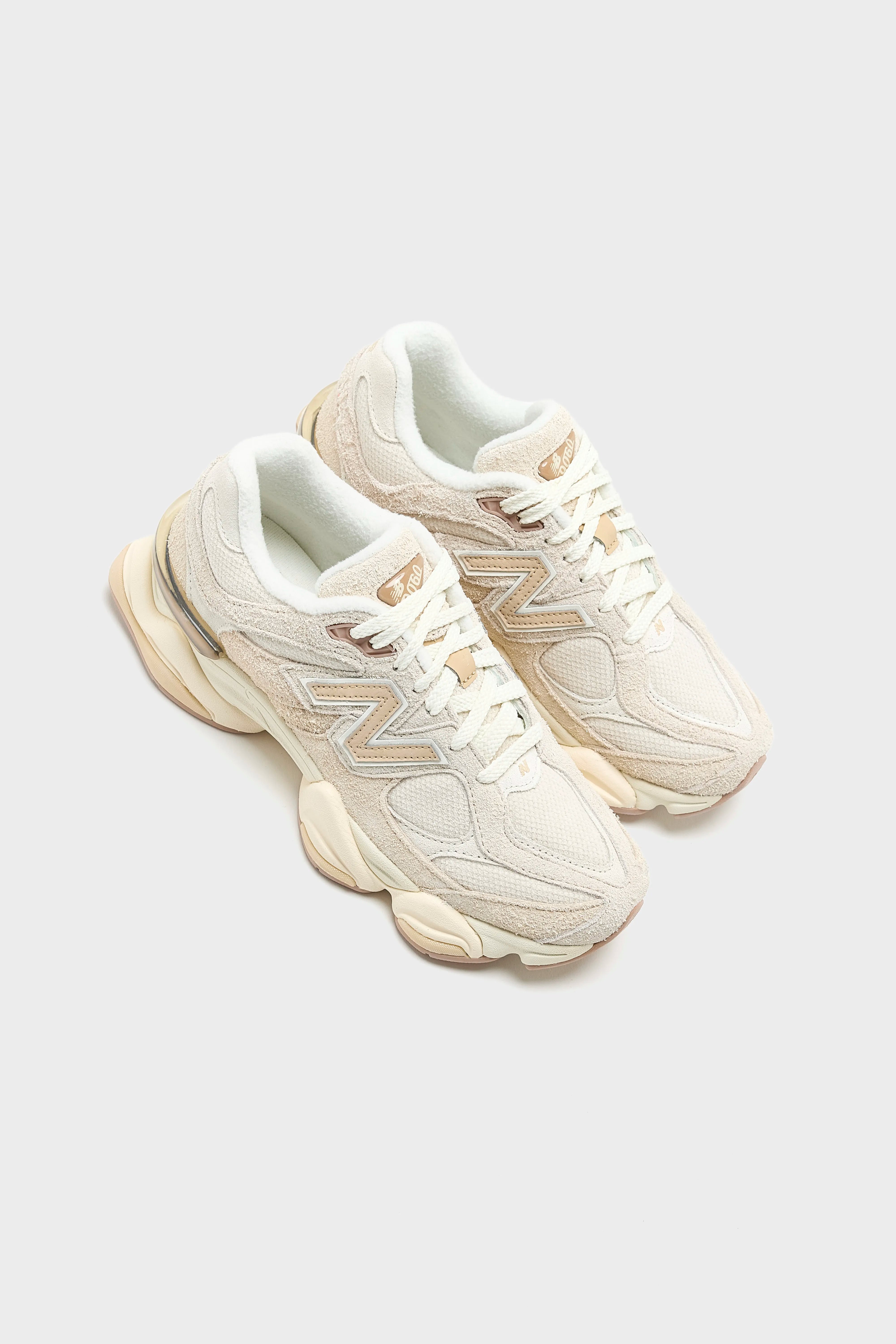 9060 voor Vrouwen  (252 / W / BEIGE)