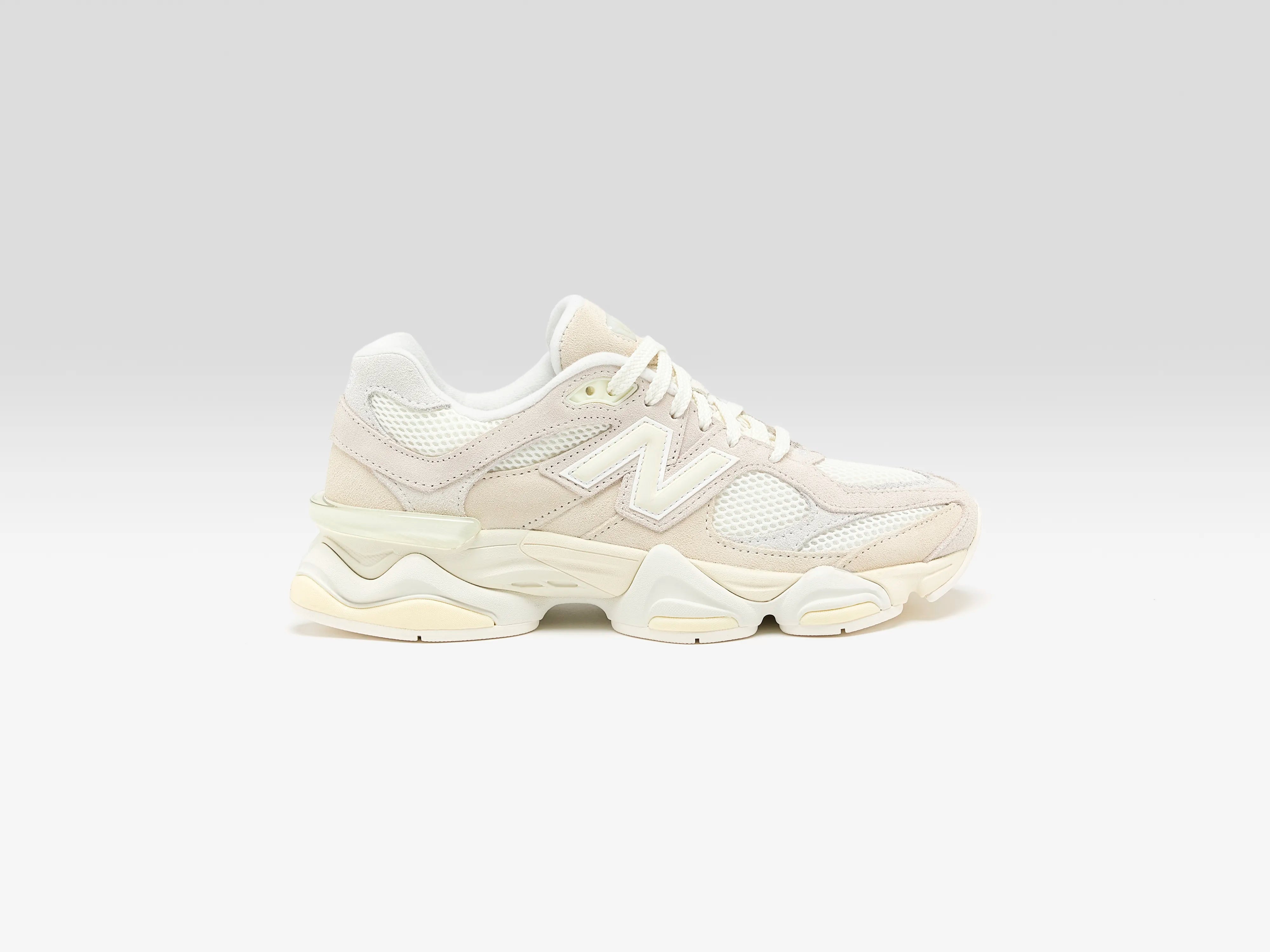 9060 voor Vrouwen  (252 / W / BEIGE)