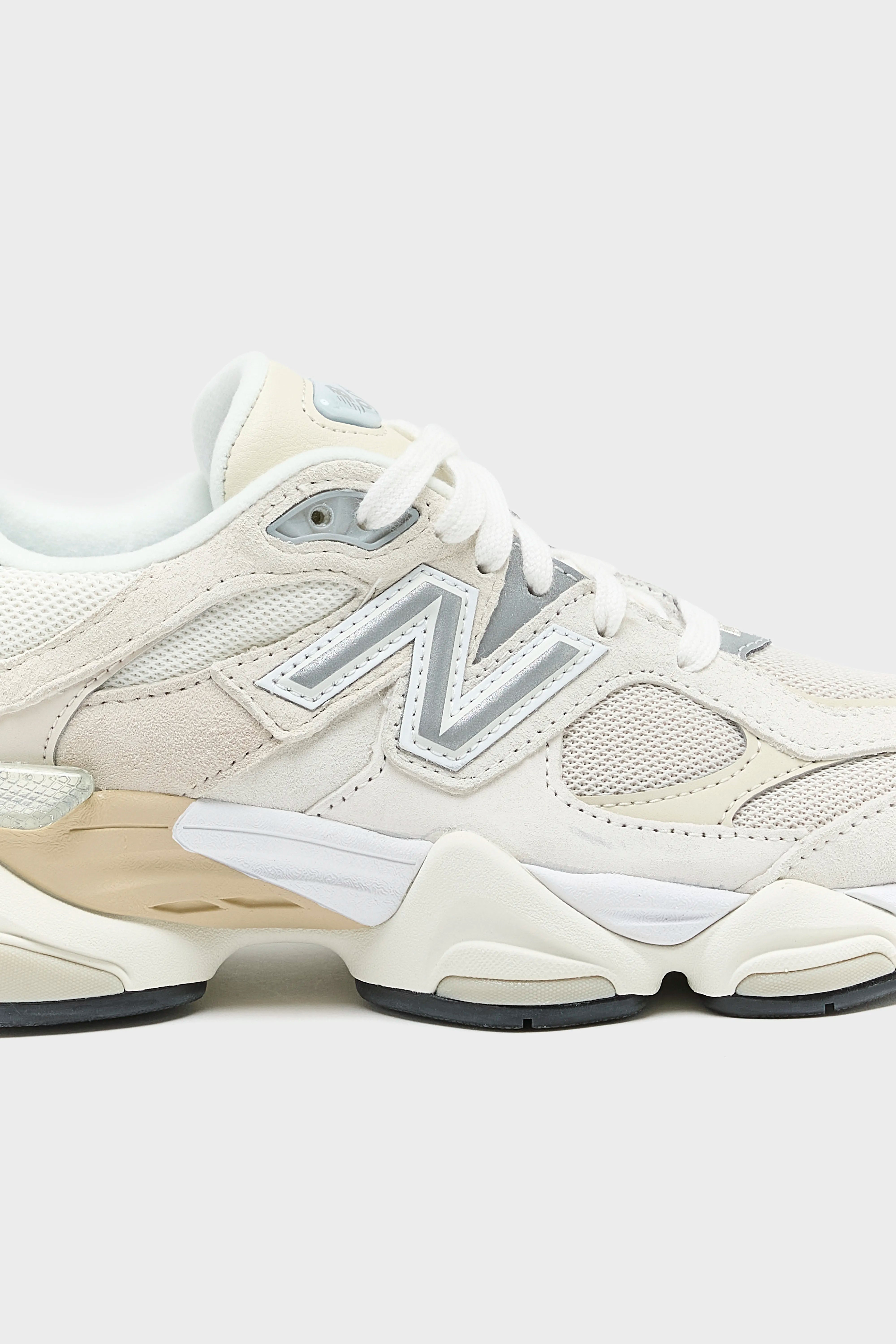 9060 voor Vrouwen  (252 / W / BEIGE)