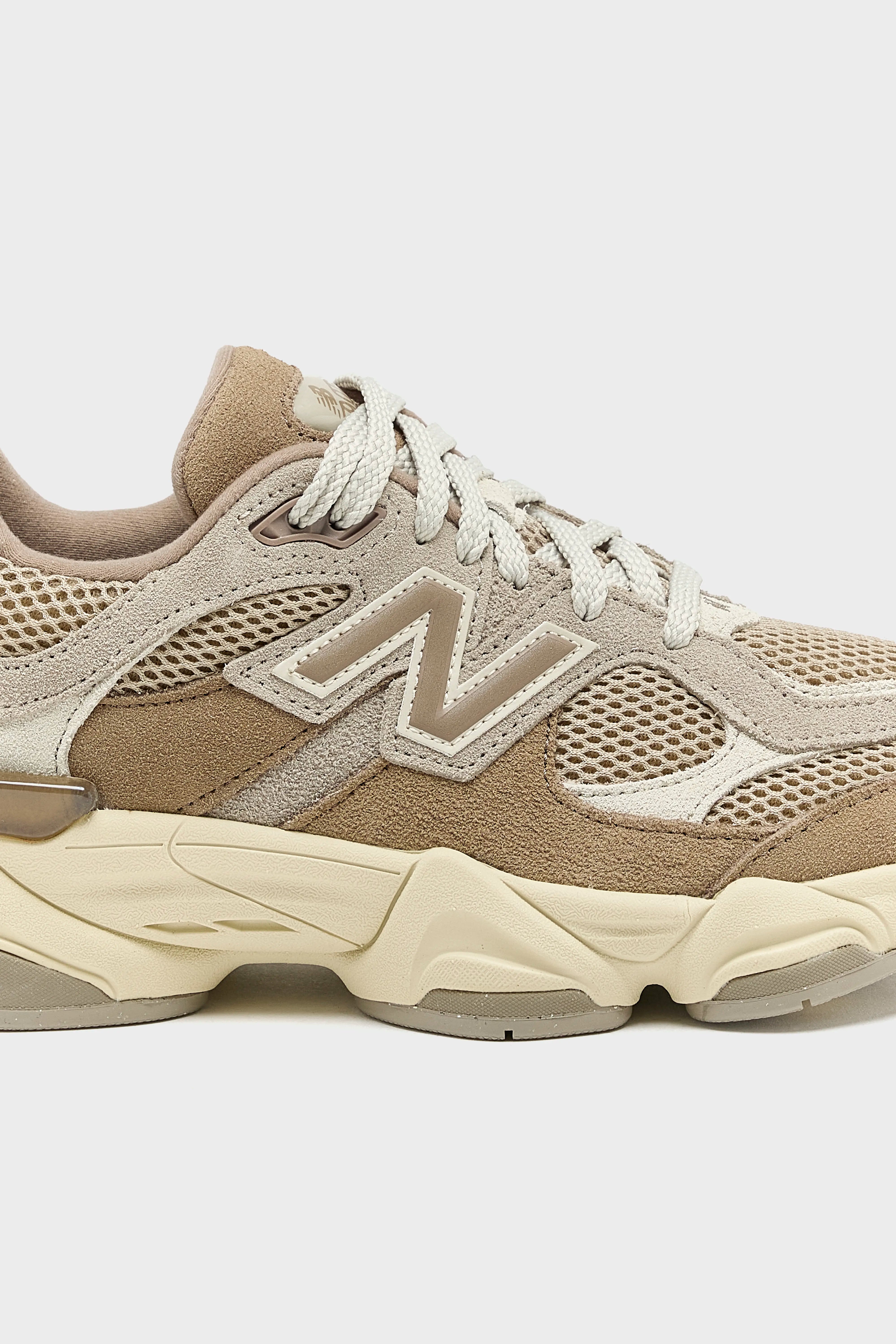 9060 for Juniors  (252 / B / BROWN)  (252 / B / BROWN)