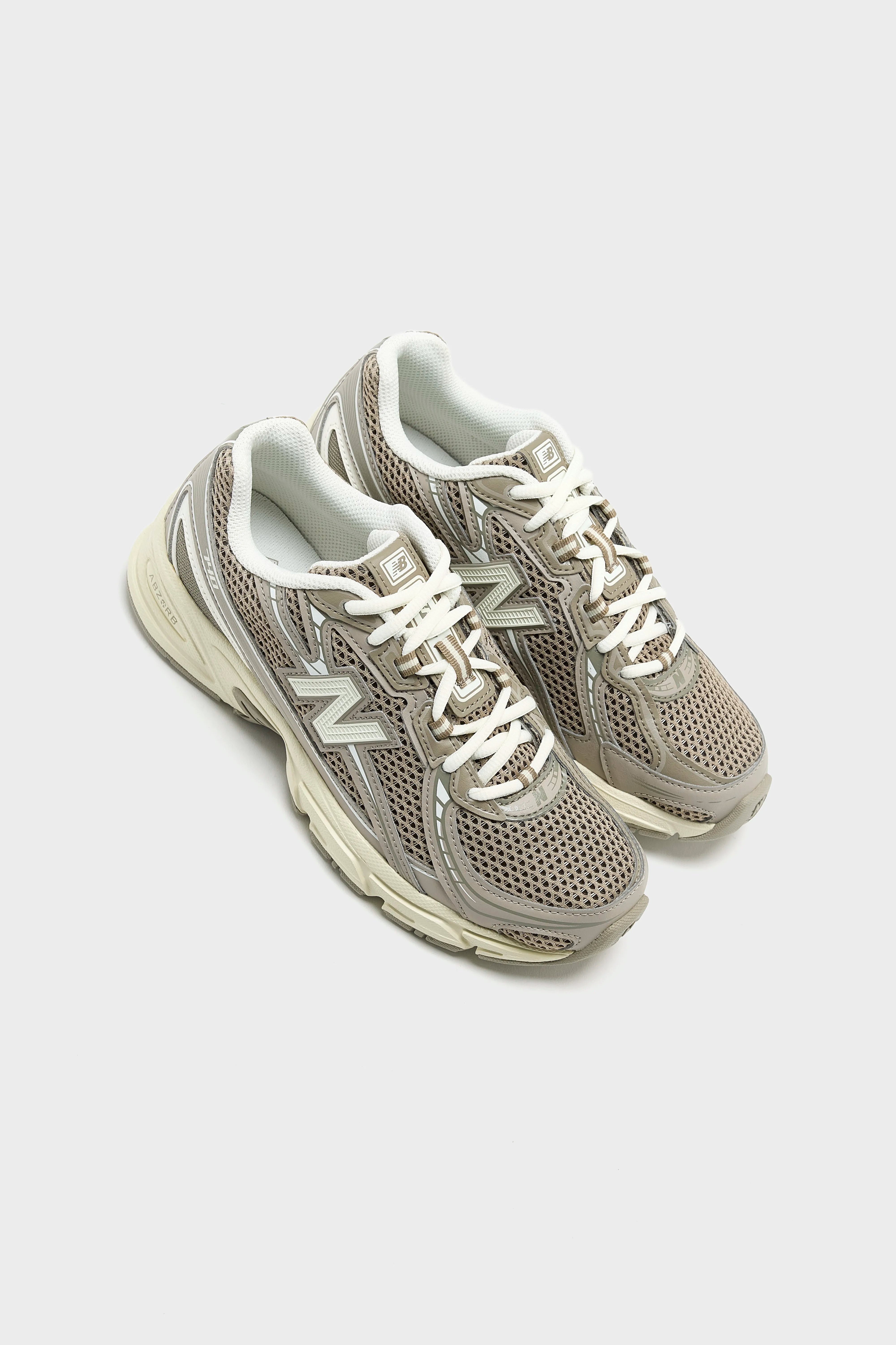 740 Bungee Lace for Juniors  (252 / B / BEIGE)