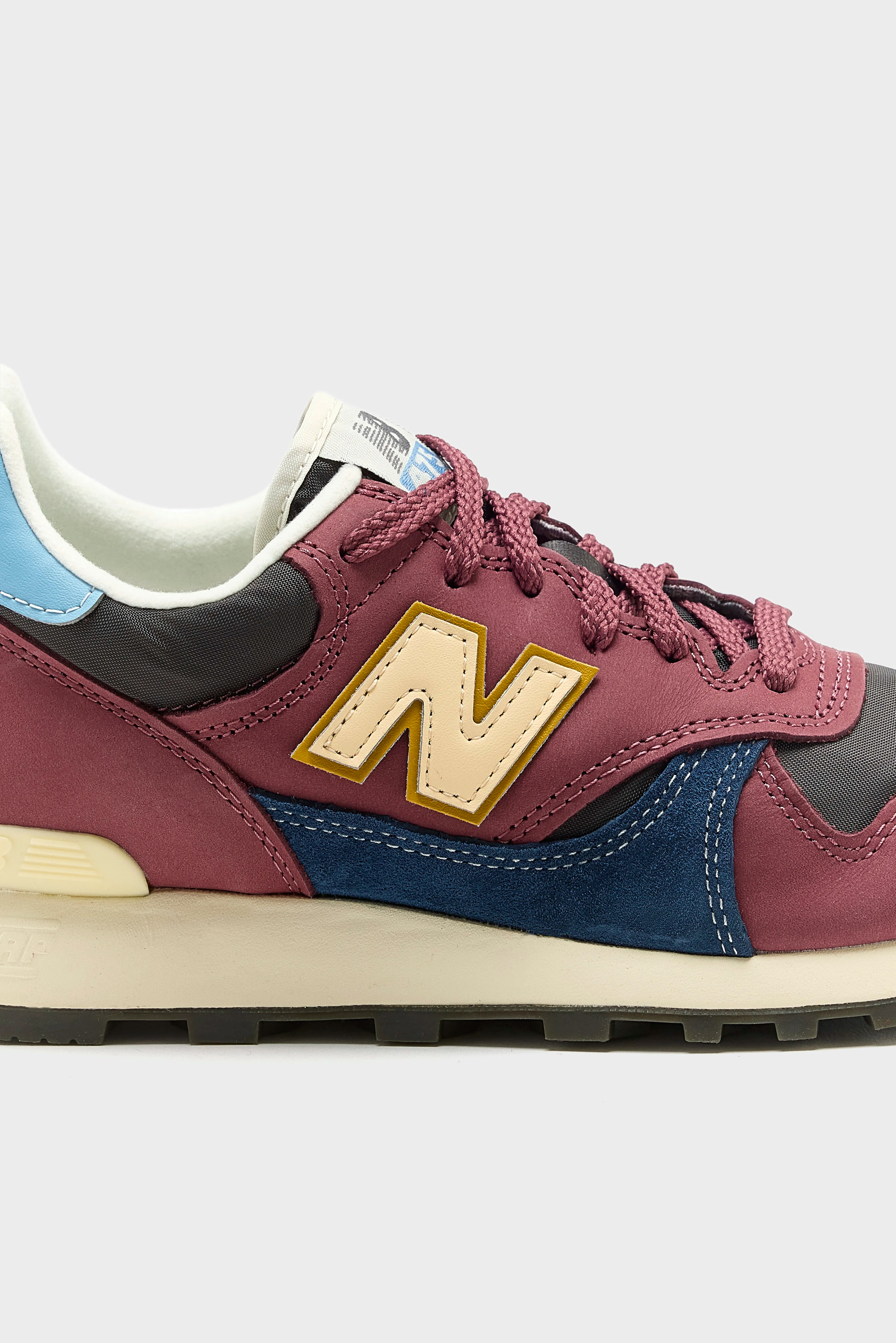 475 voor Vrouwen  (252 / W / RED)