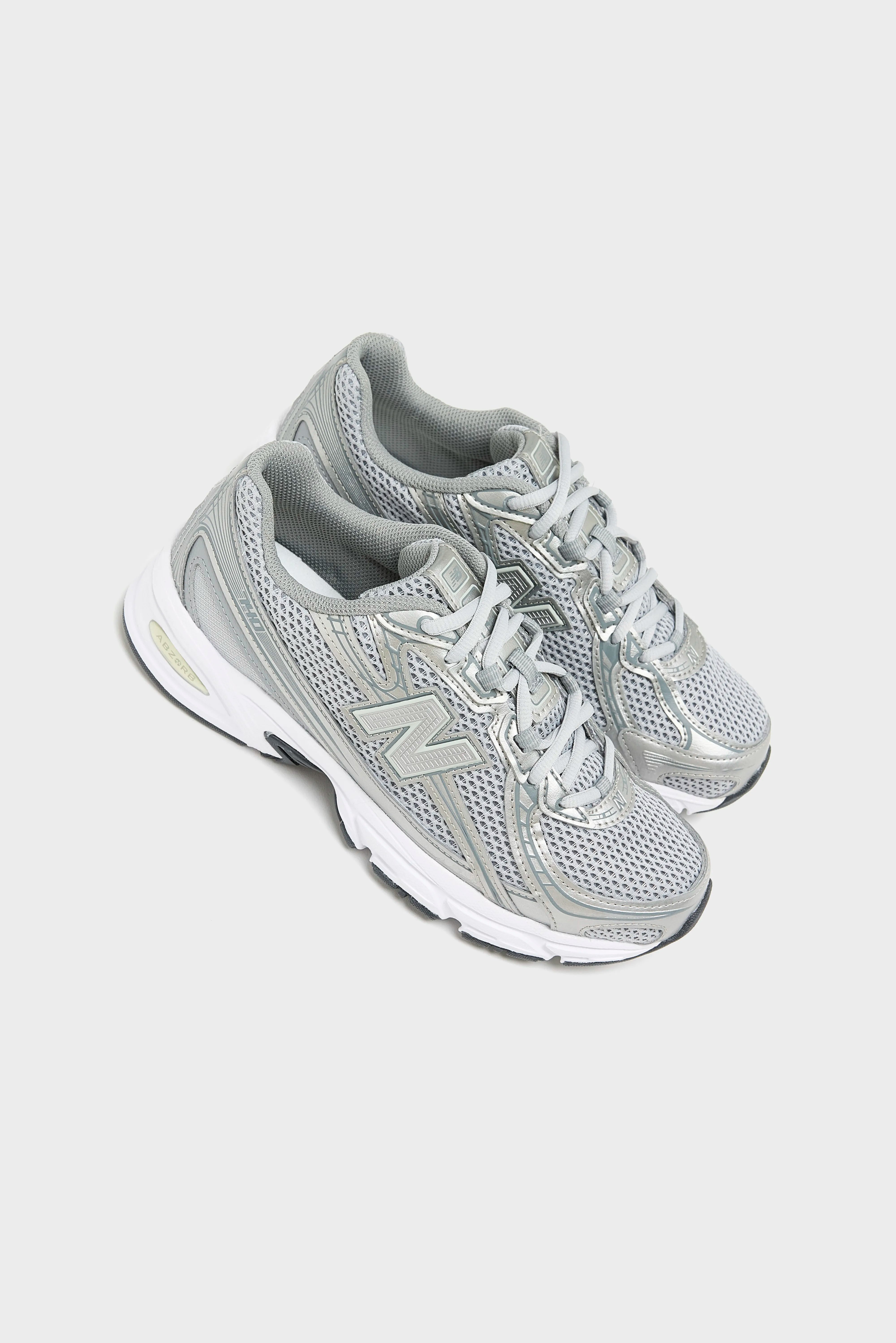 740 pour Femmes (252 / W / GREY)