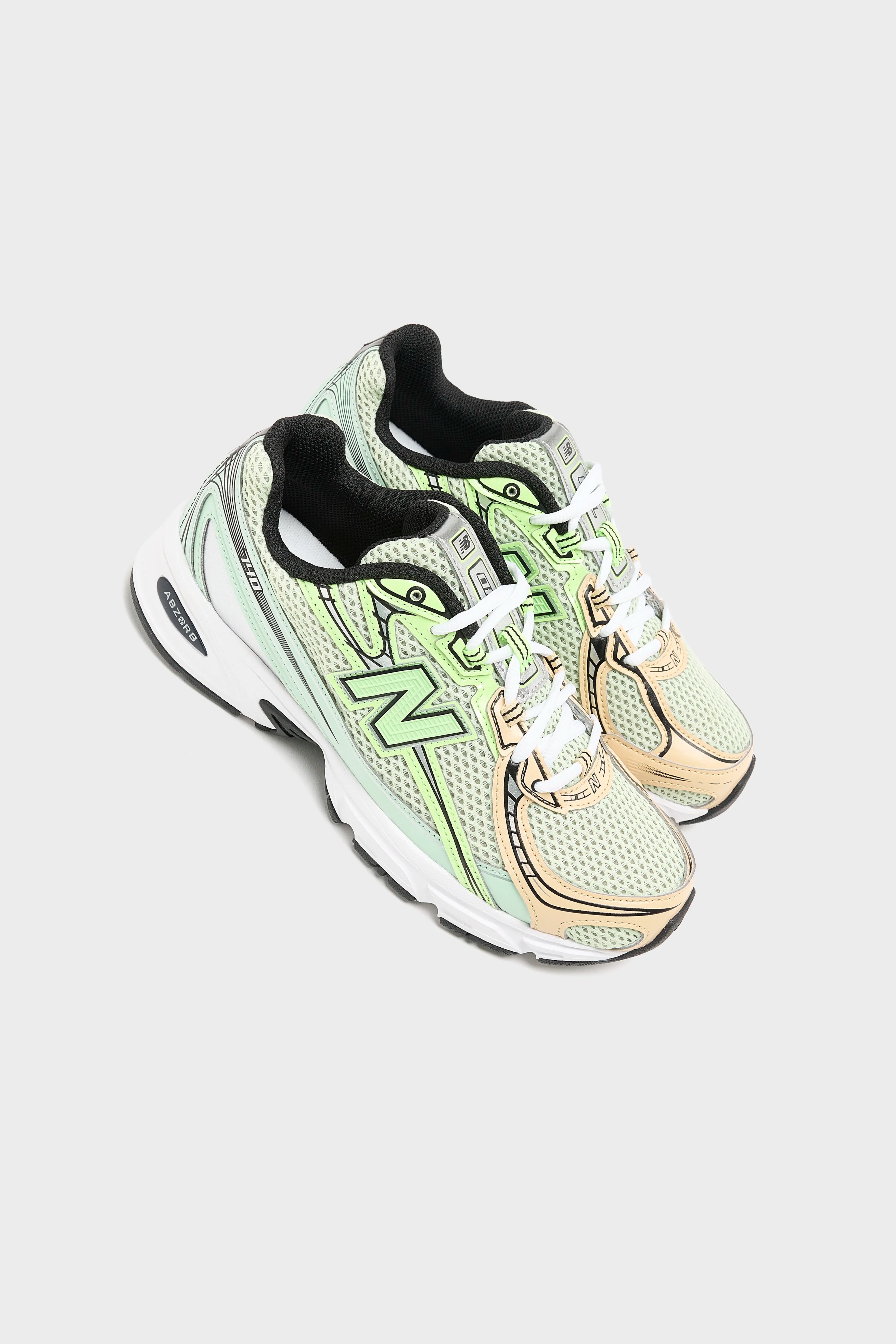 740 pour Femmes (252 / W / BROWN)