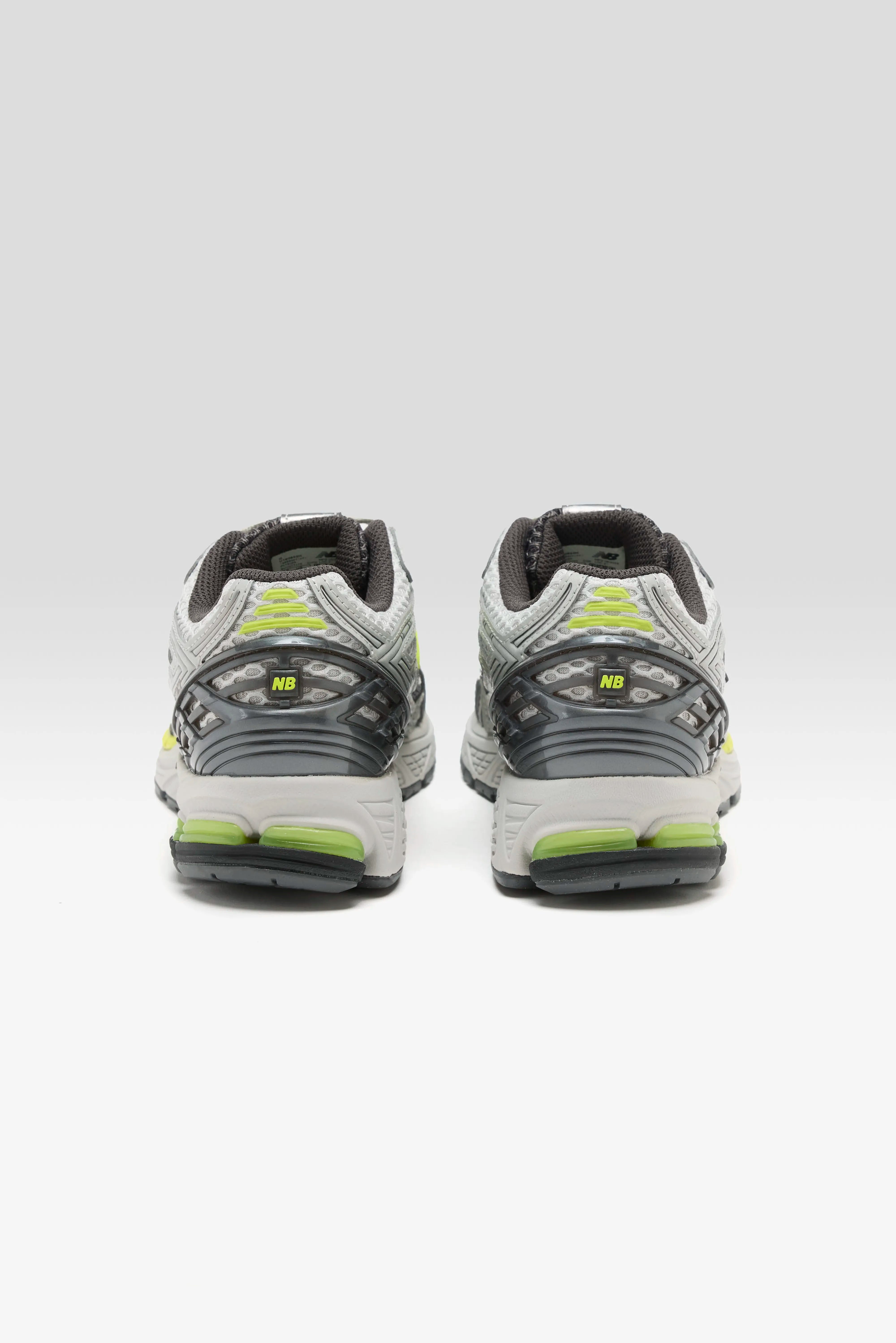 1906R for Women  (261 / W / SILVER)