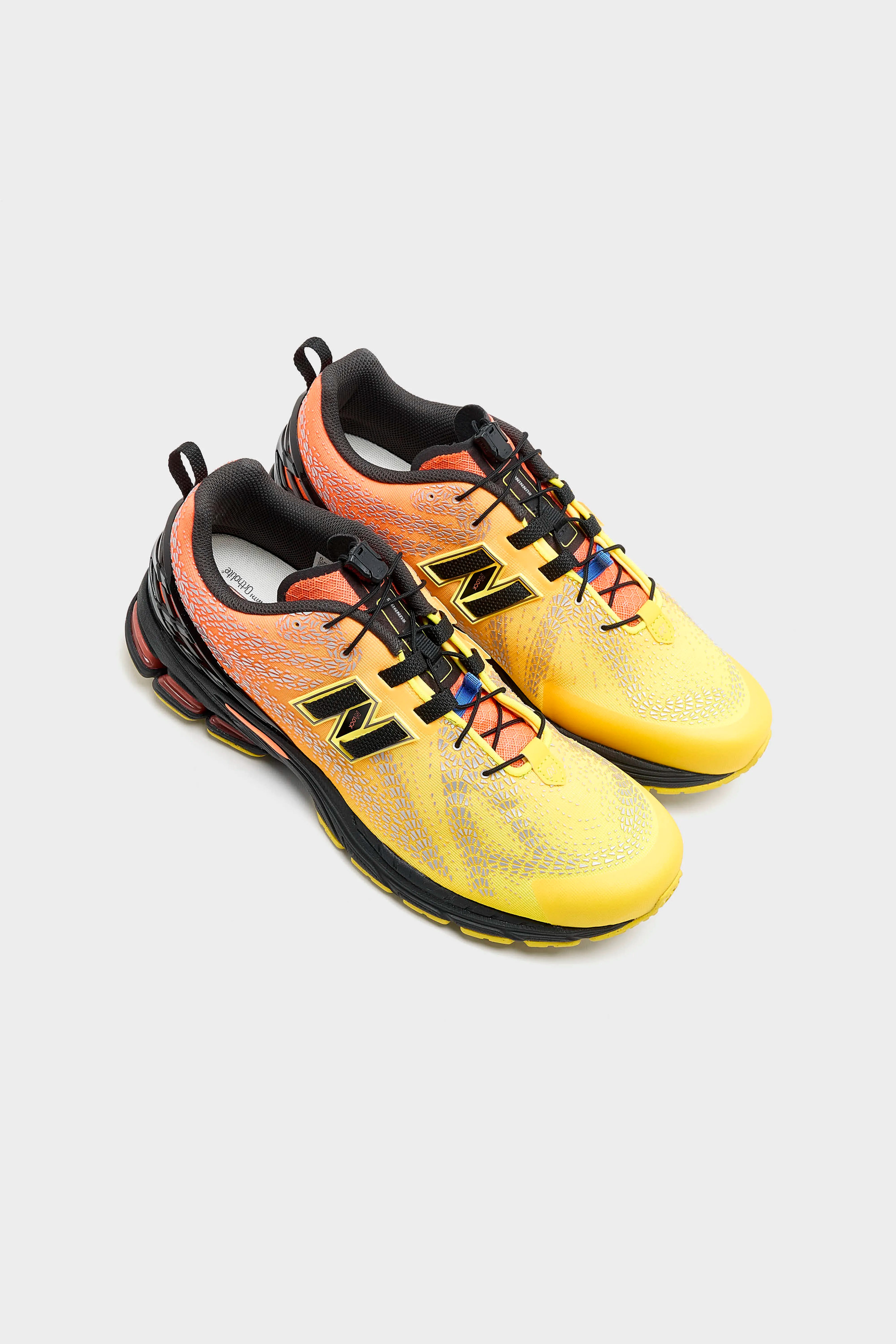 1906F for Men  (261 / M / ORANGE FLUO)