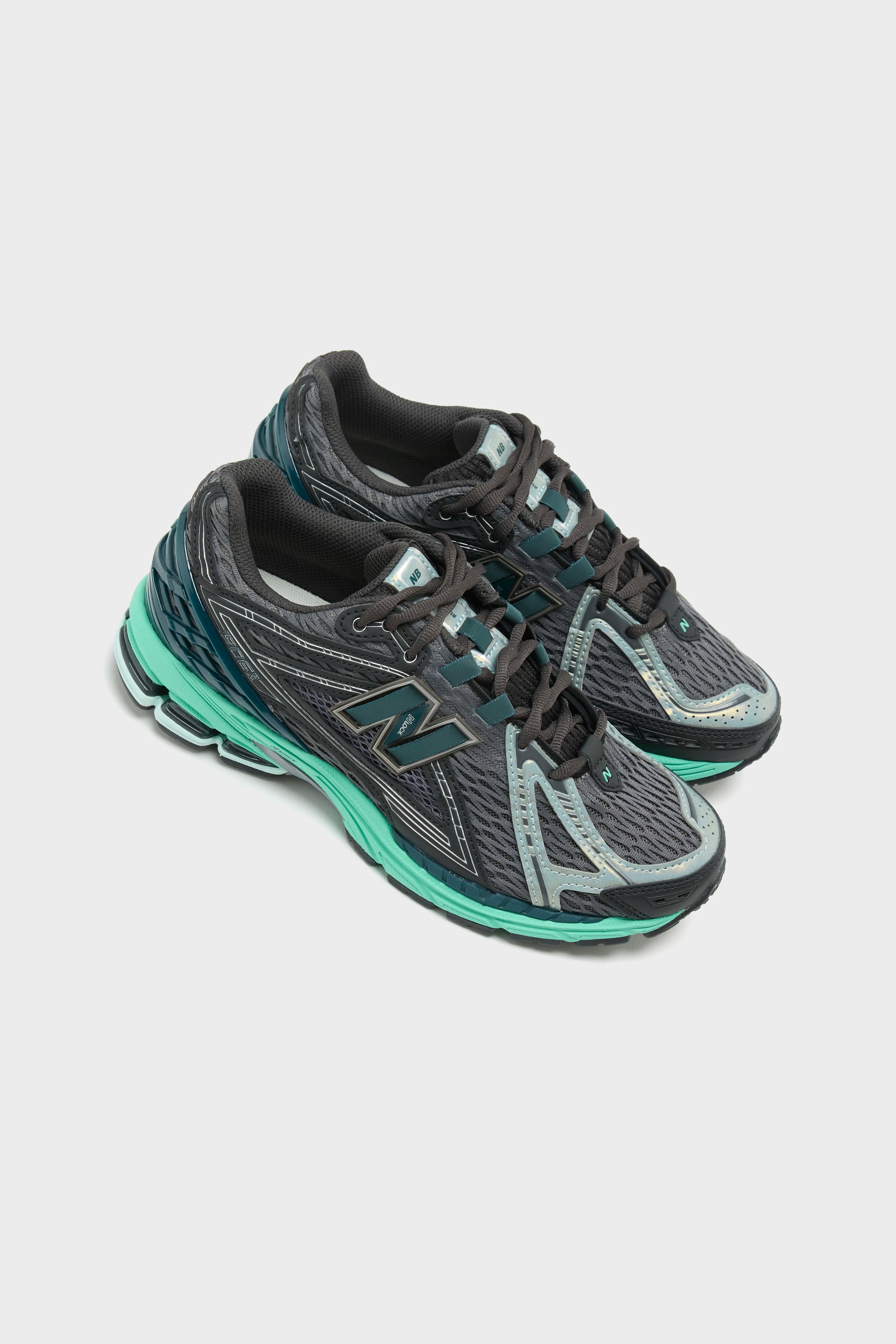 1906R pour Femmes  (261 / W / BLACK)