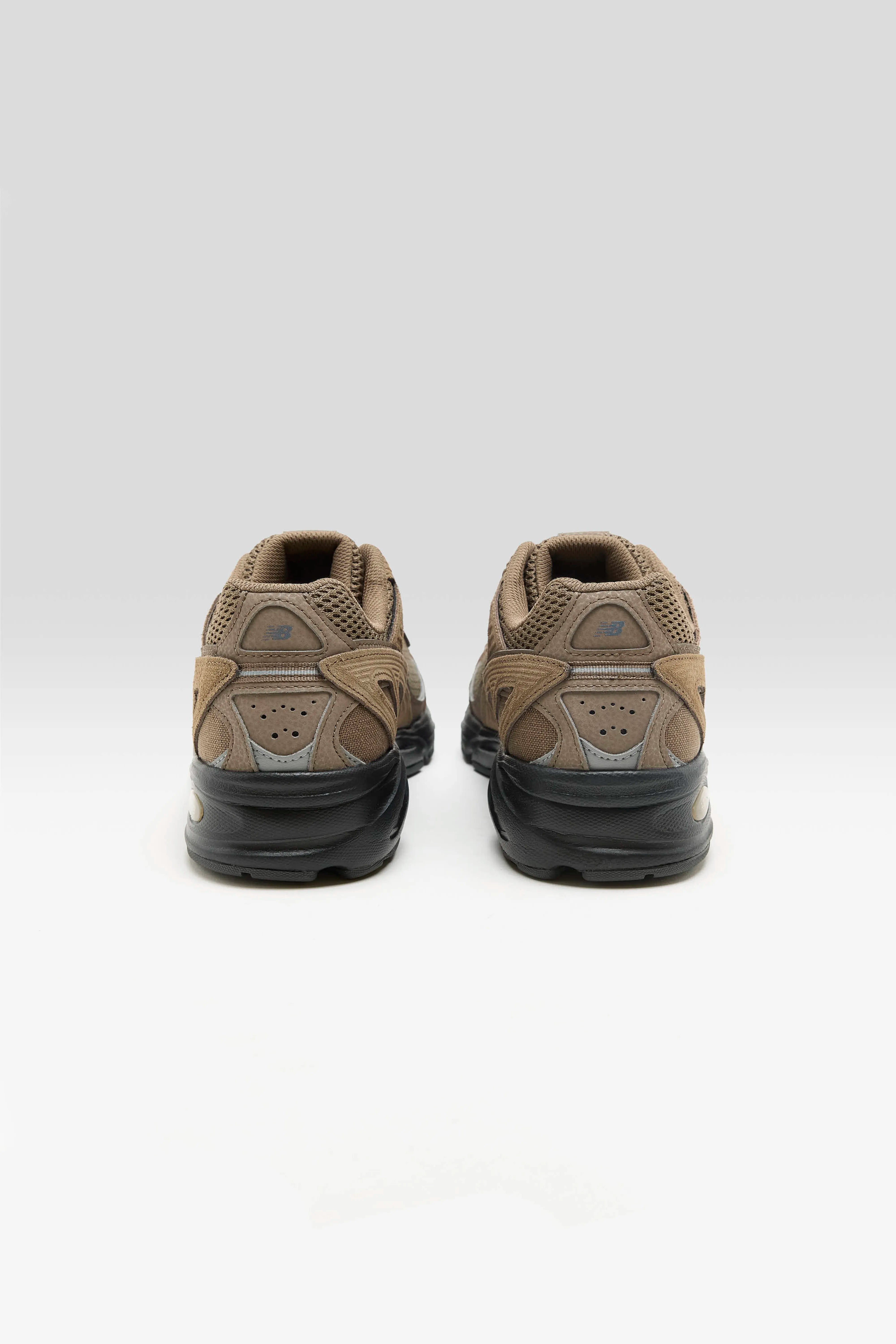 509 for Men  (261 / M / BROWN)