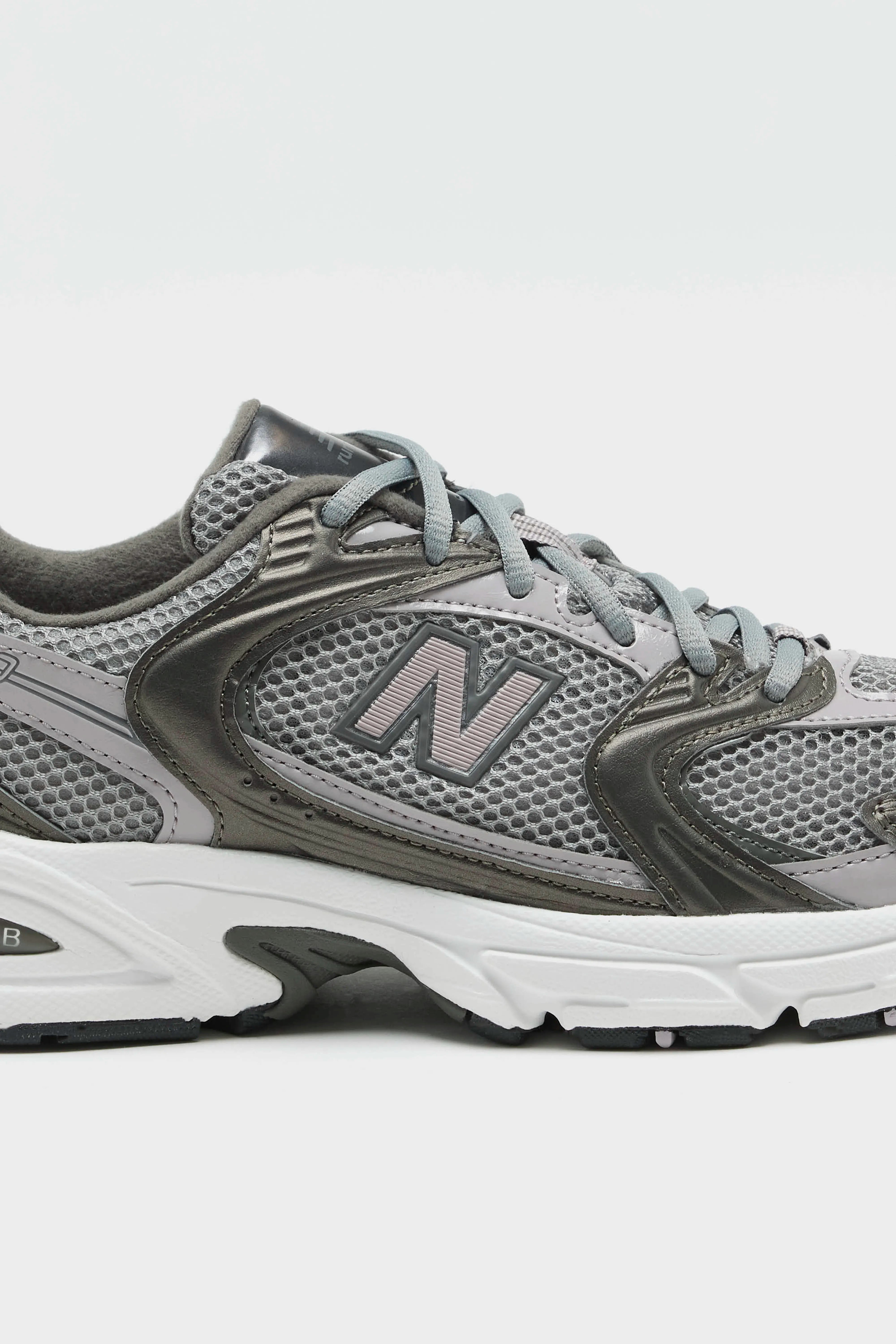 530 voor dames   (261 / W / GUN METAL)