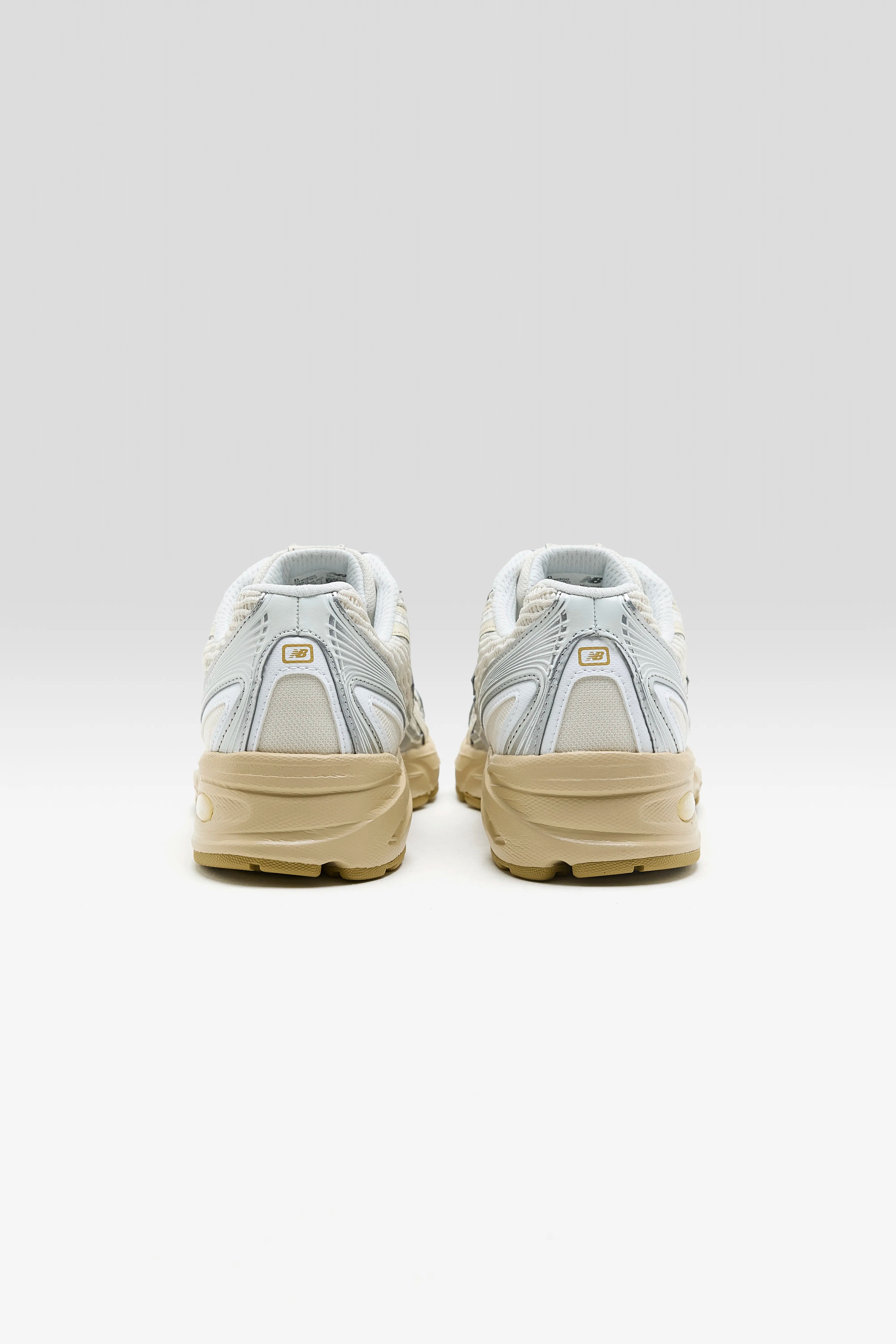 740 pour Femme  (261 / W / OFF WHITE)