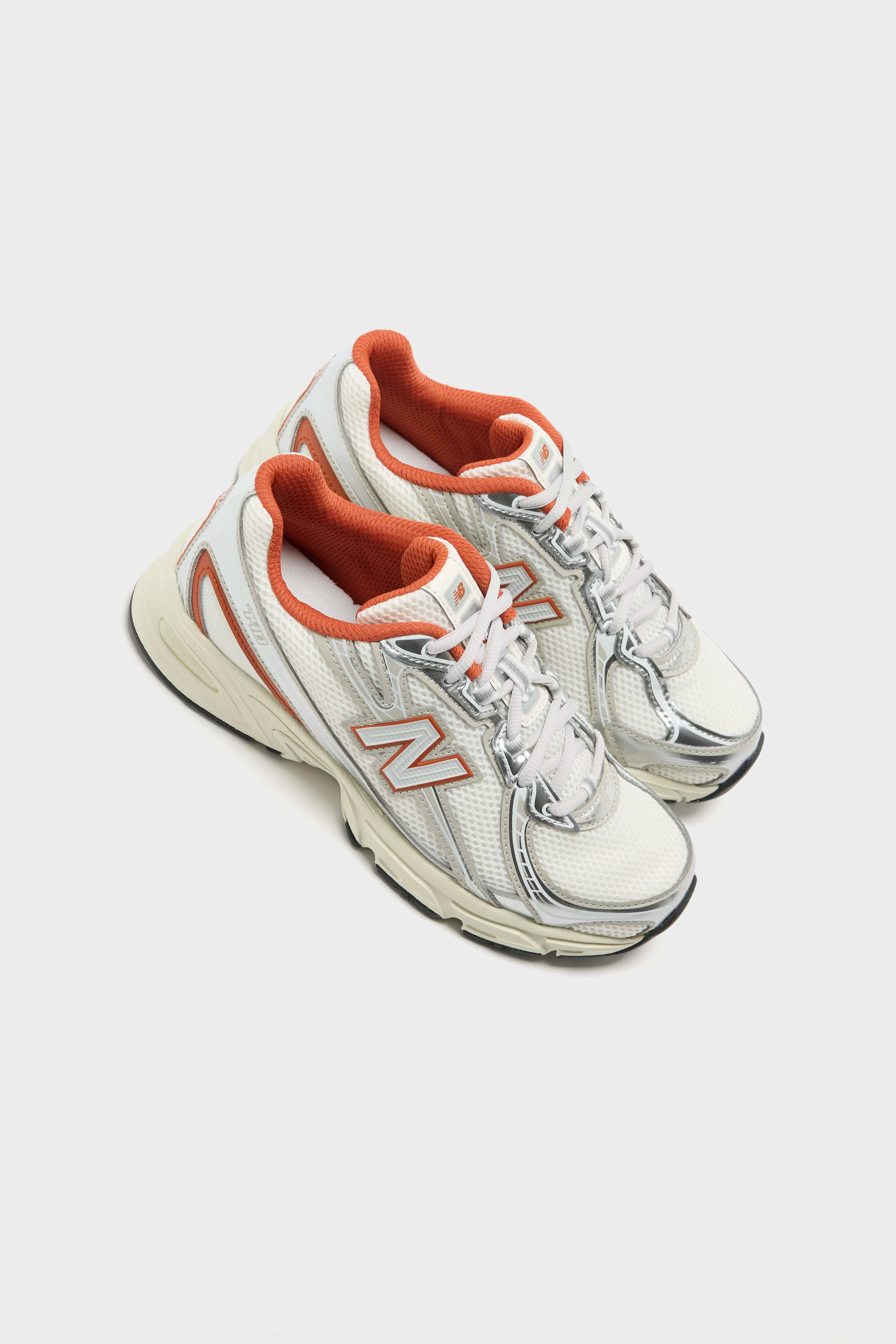 740 for Women  (261 / W / CINNAMON)