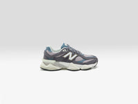 NEW BALANCE 9060 pour Femme  
