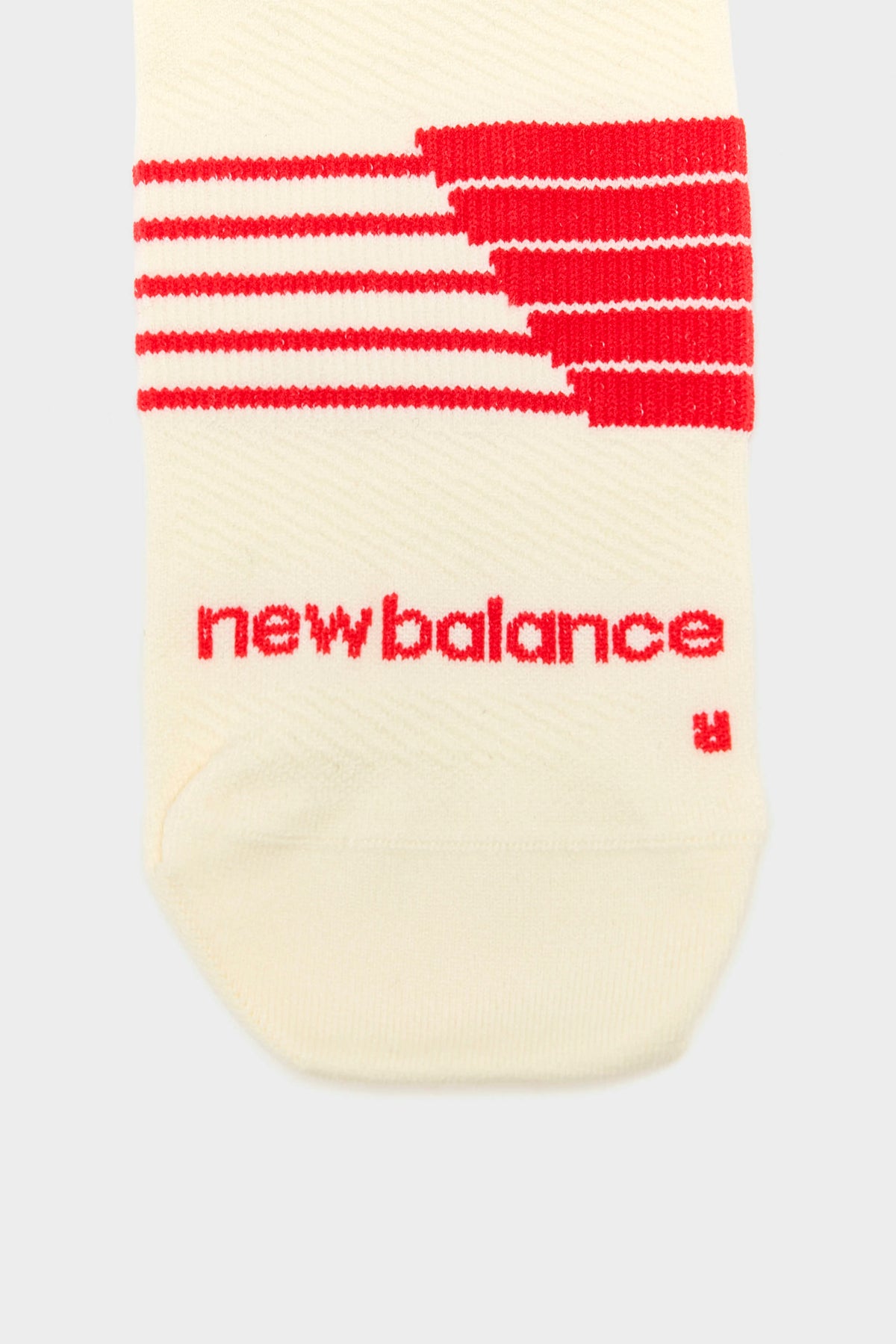 Marathon Pro Run Crew Socks for Women (262 / W / CREAM)