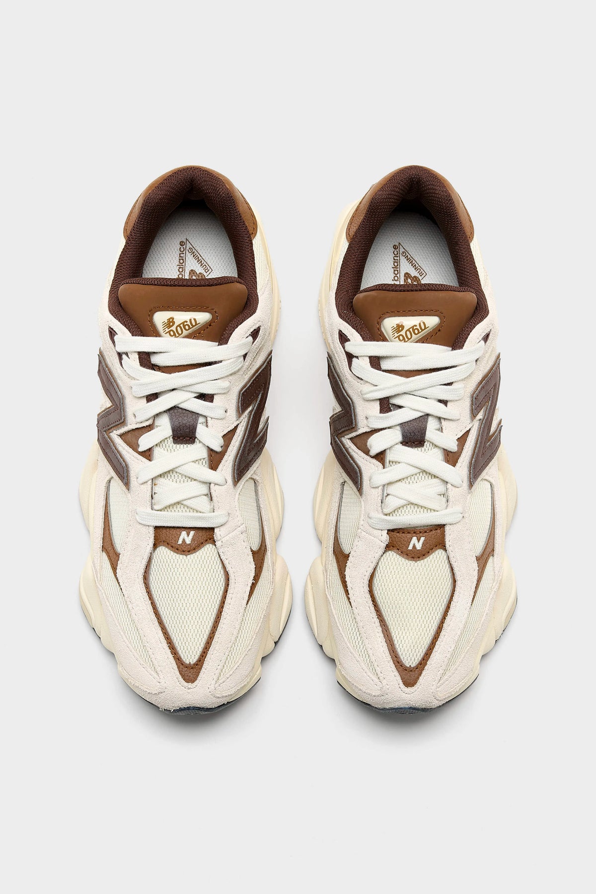New Balance 9060 for Men (262 / M / BROWN)