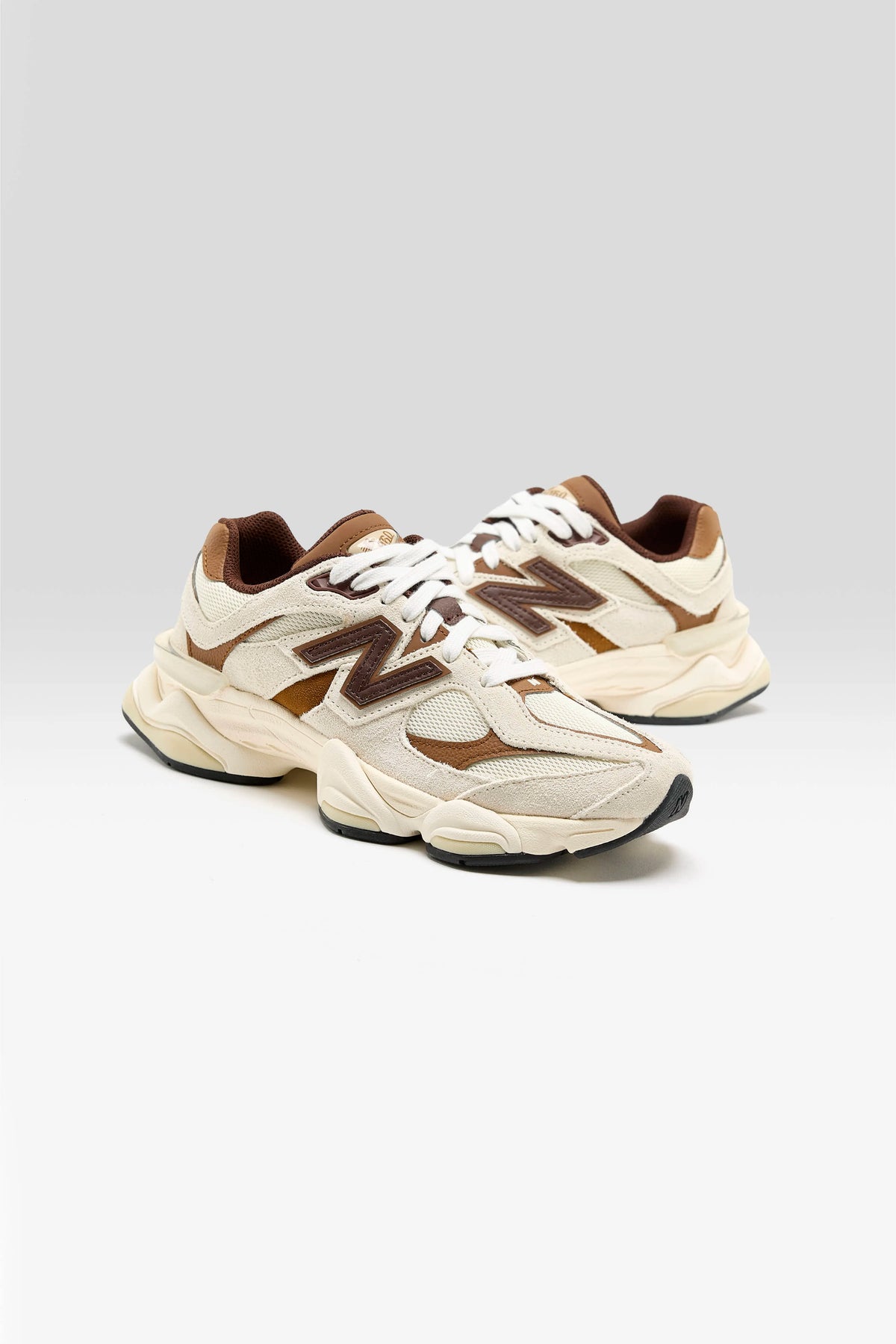 9060 voor Dames (262 / W / BROWN)