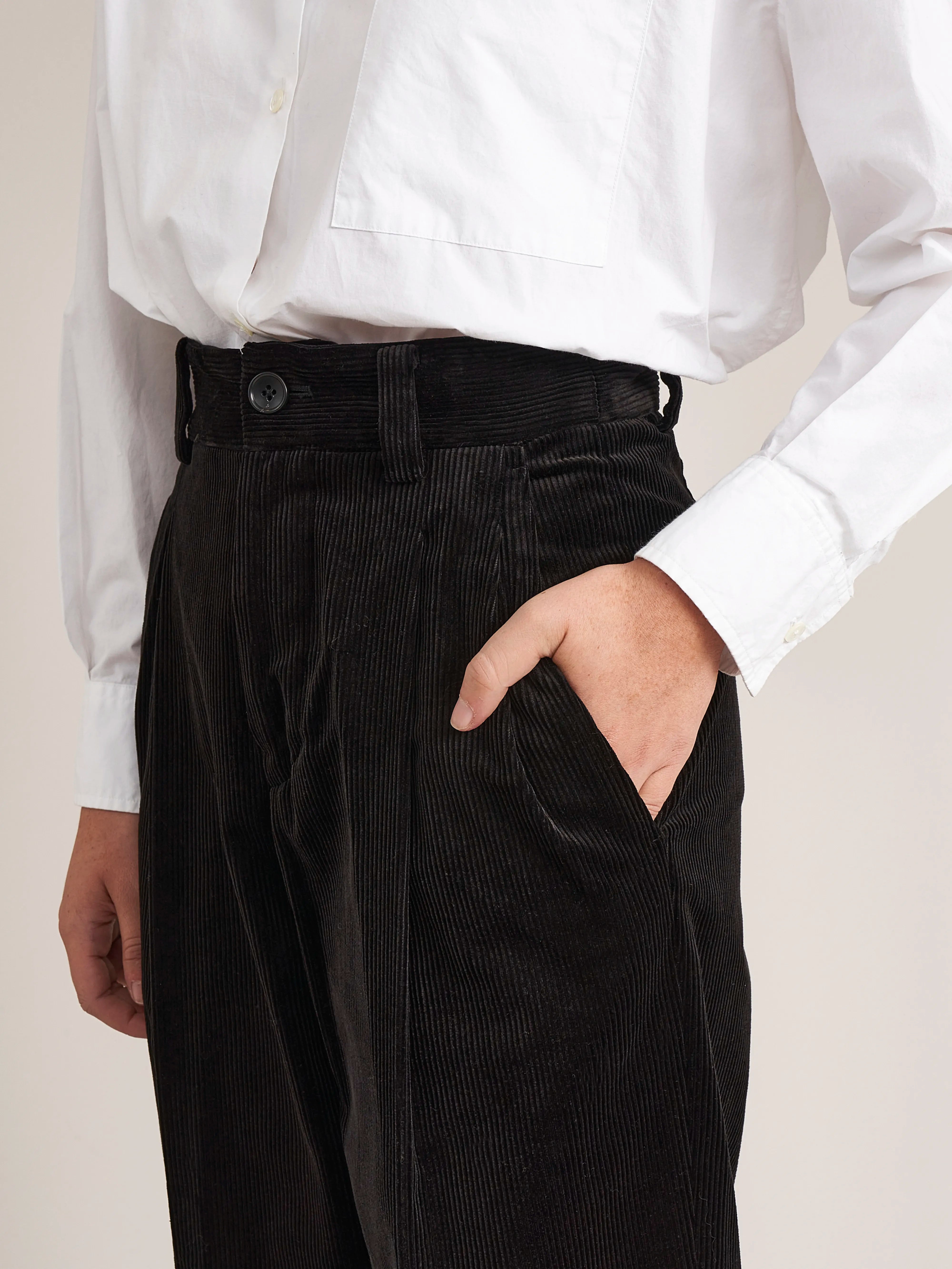 Bass Corduroy Pants (232 / W / BLACK)