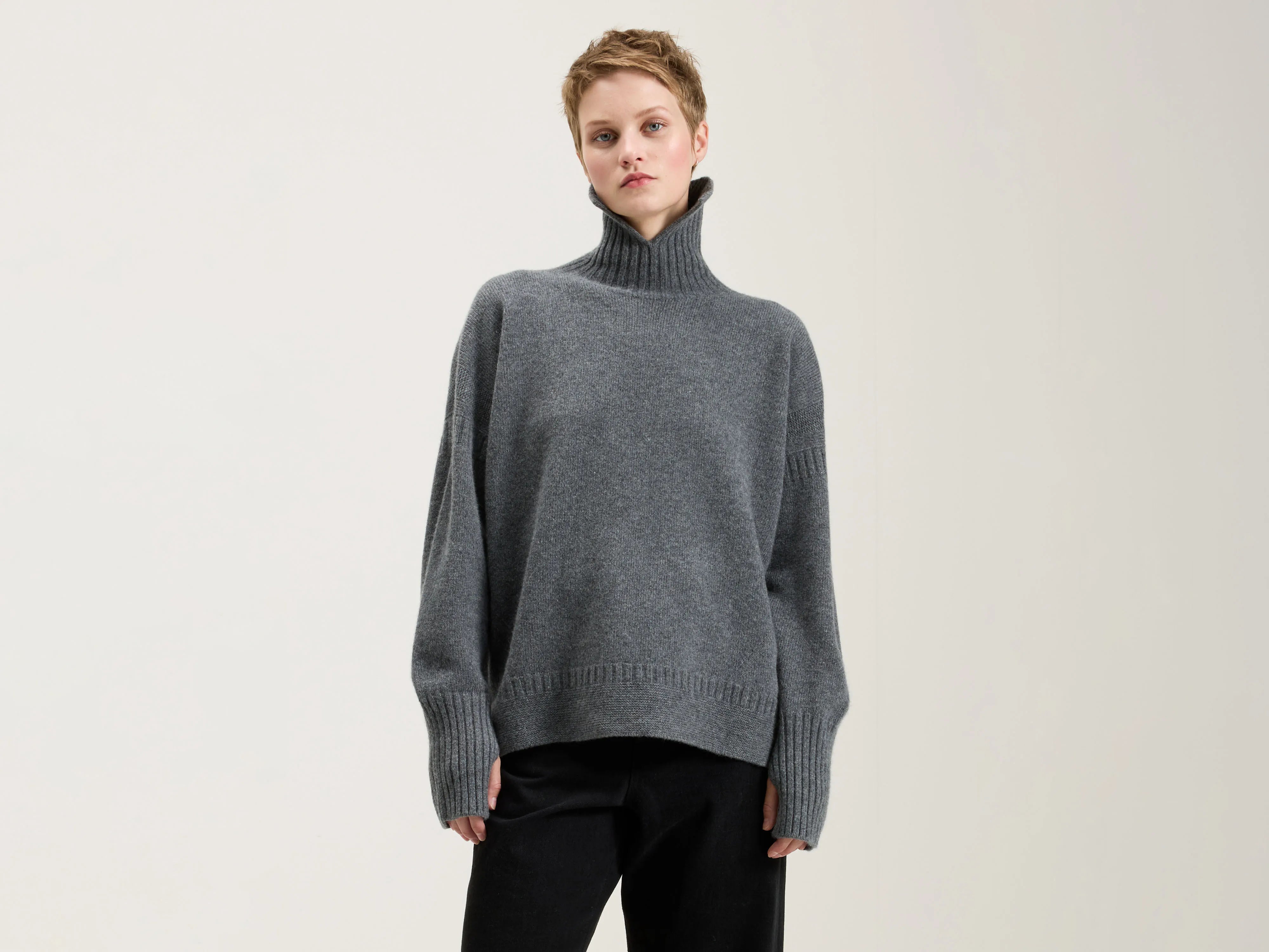 Lulu High Neck Sweater (242 / W / GREY)