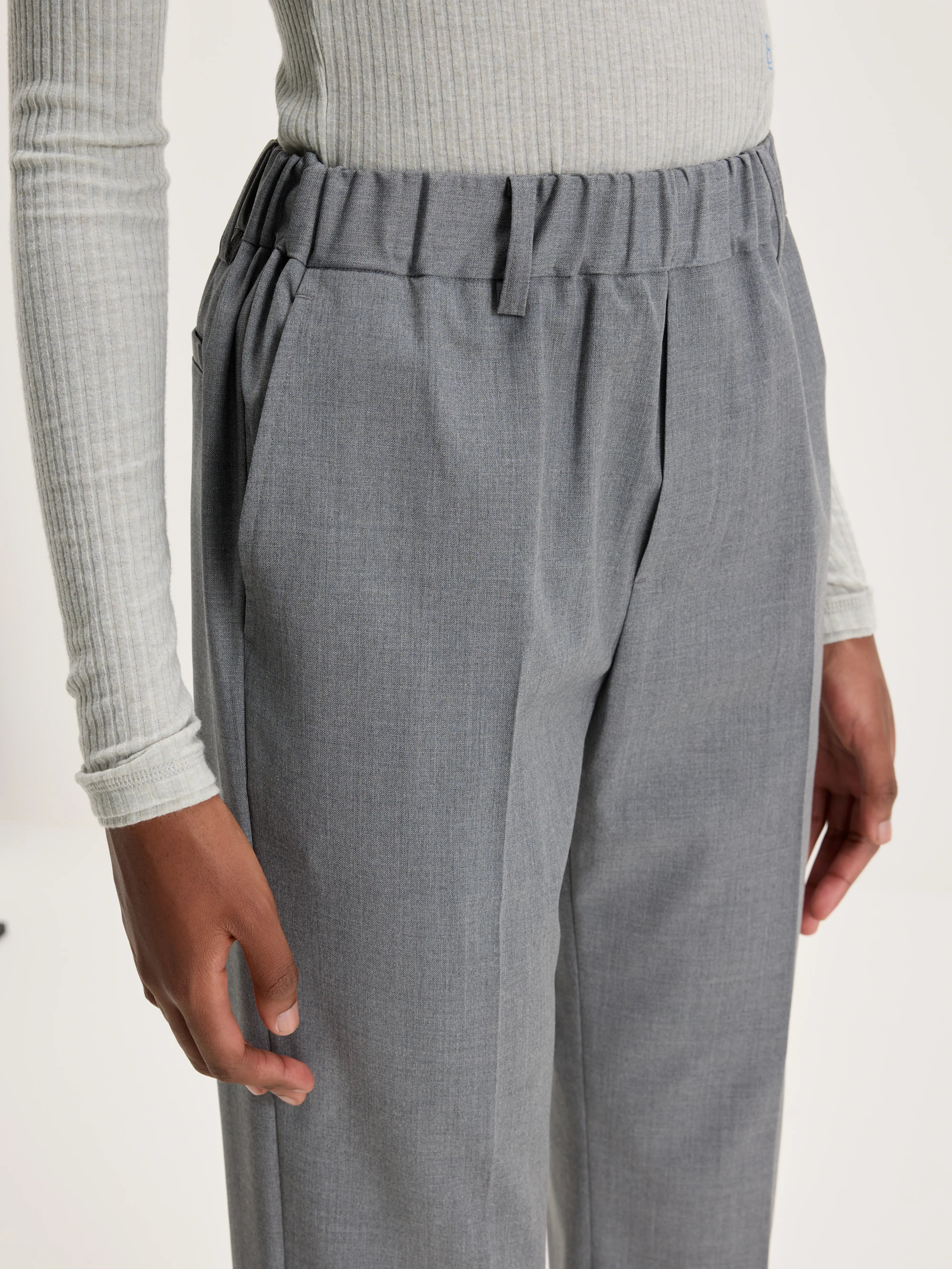 Pantalon Robin en laine (242 / W / GREY)