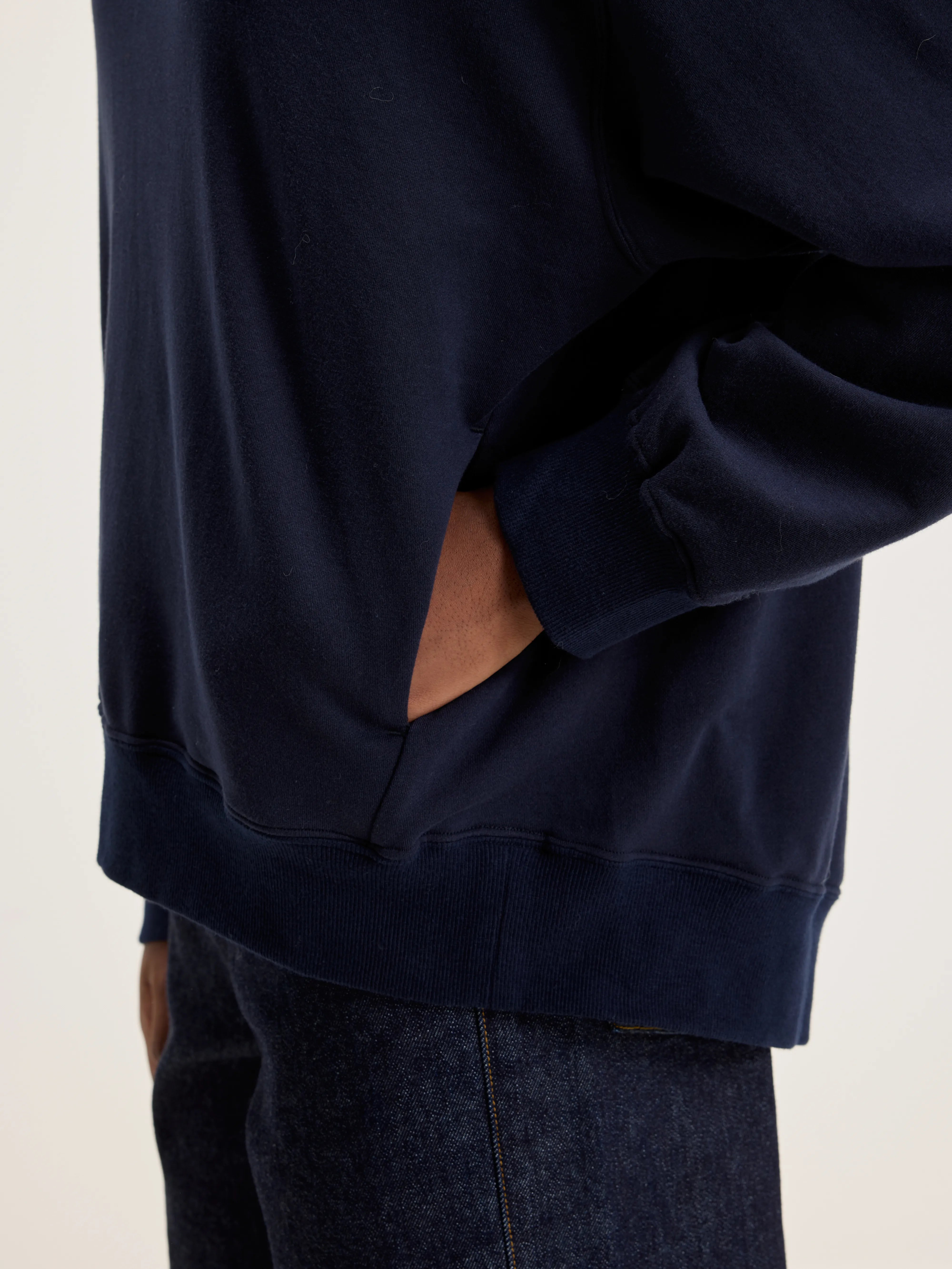 Tune French Terry Sweatshirt (242 / W / NAVY)