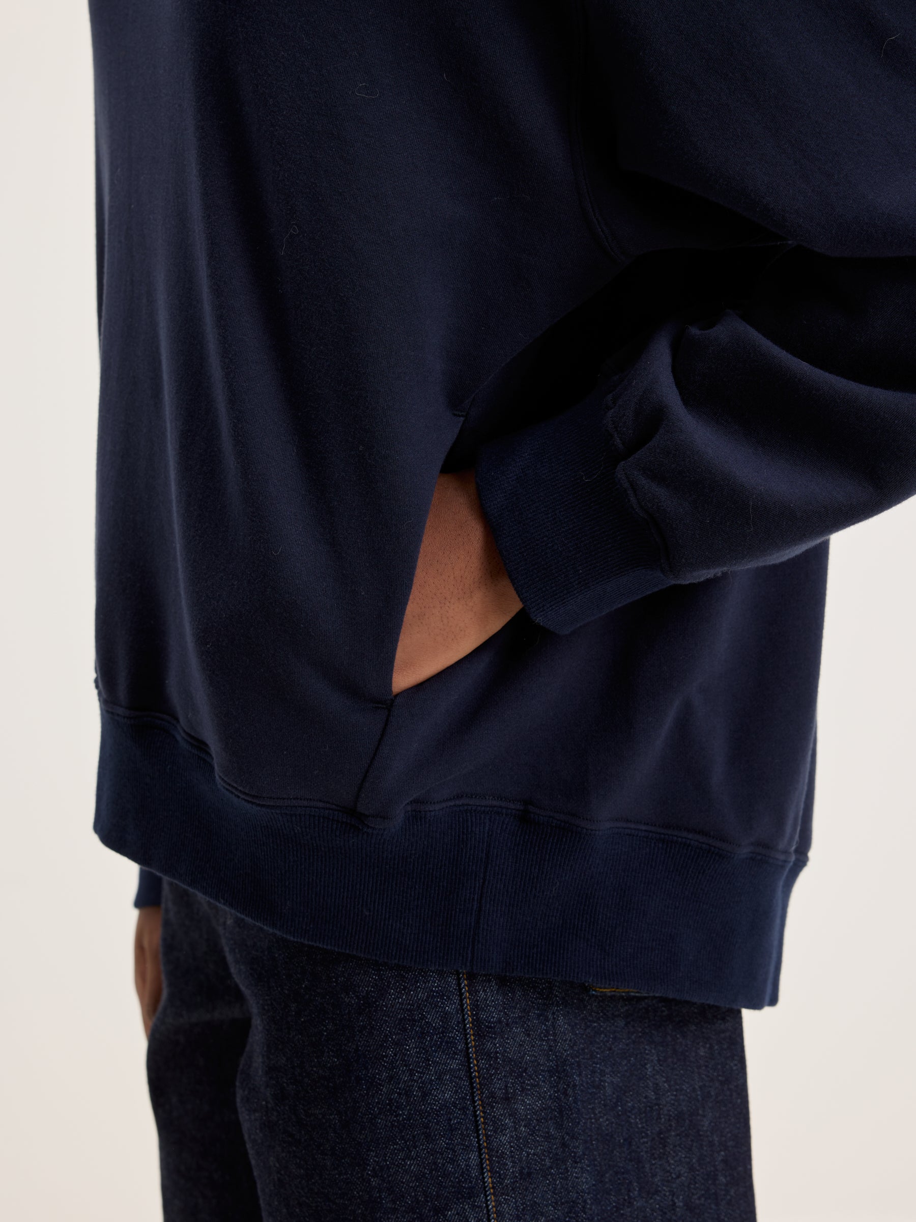 Sweatshirt Tune French Terry (242 / W / NAVY)