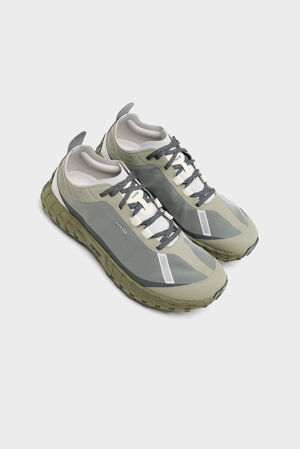 001A for Men (262 / M / GREY)