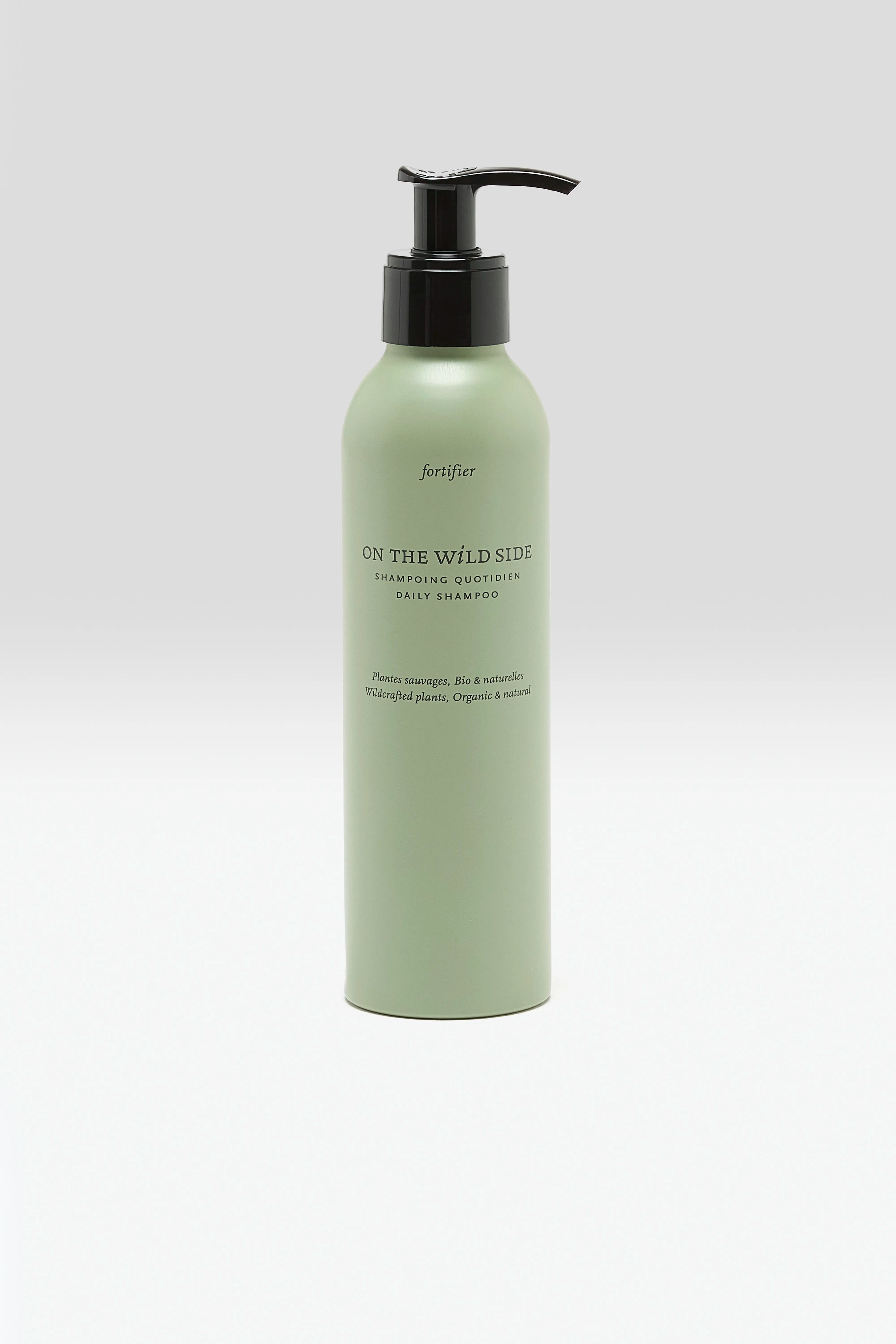 Daily Shampoo  (251 / W / GREEN)