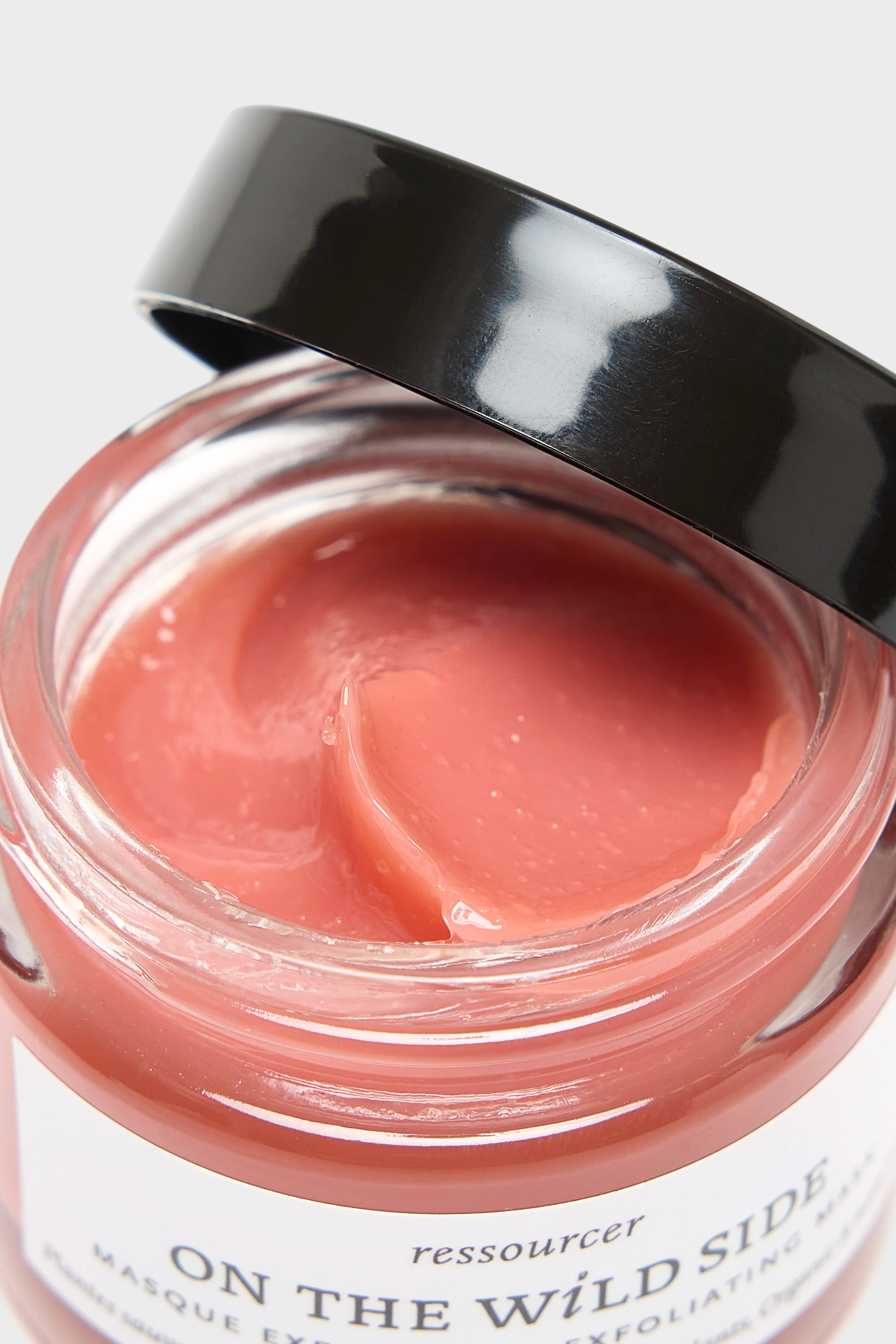 Exfoliating Mask  (251 / W / PINK)