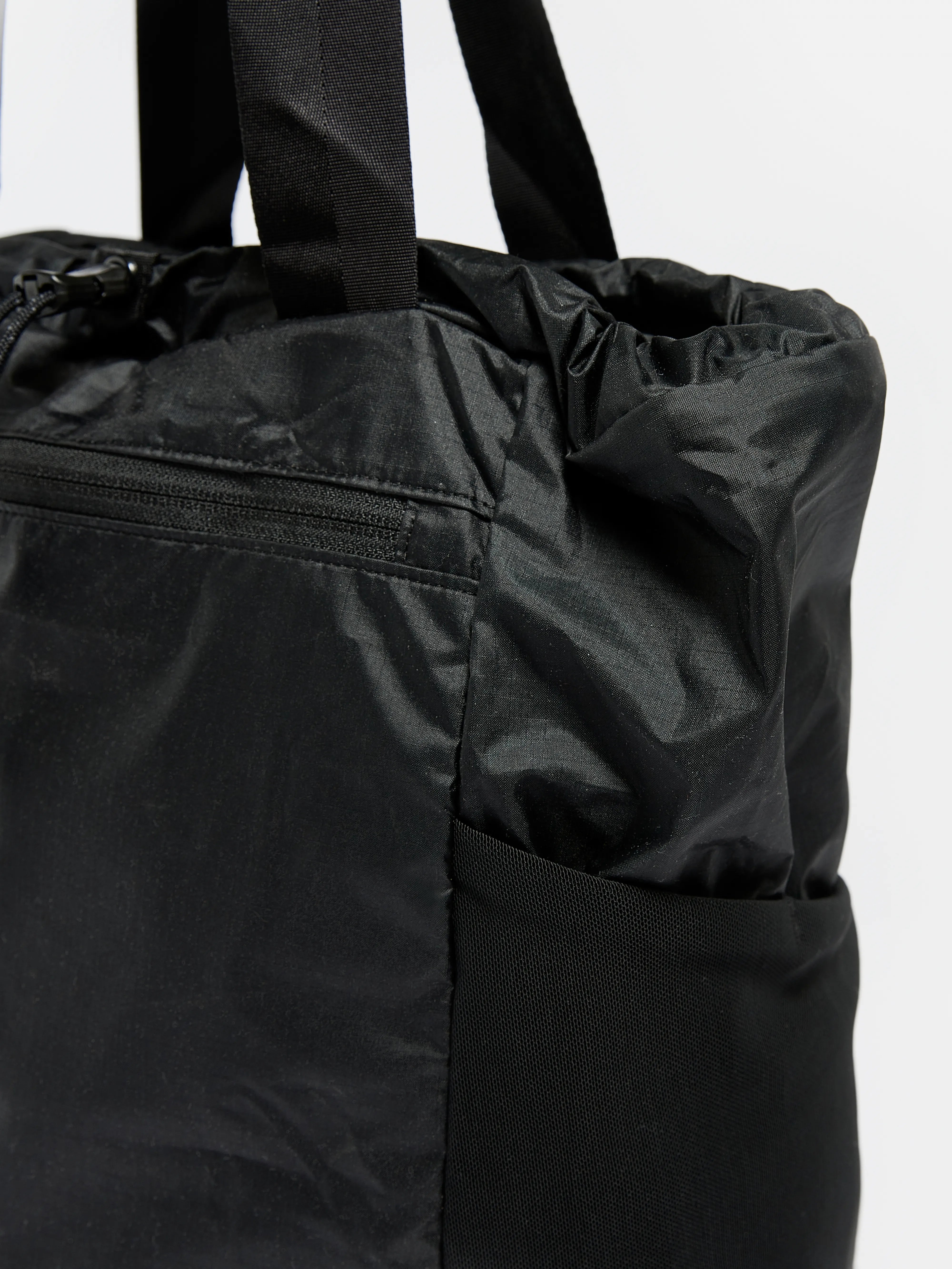 Ultralight Black Hole Tote Pack For Women | Bellerose