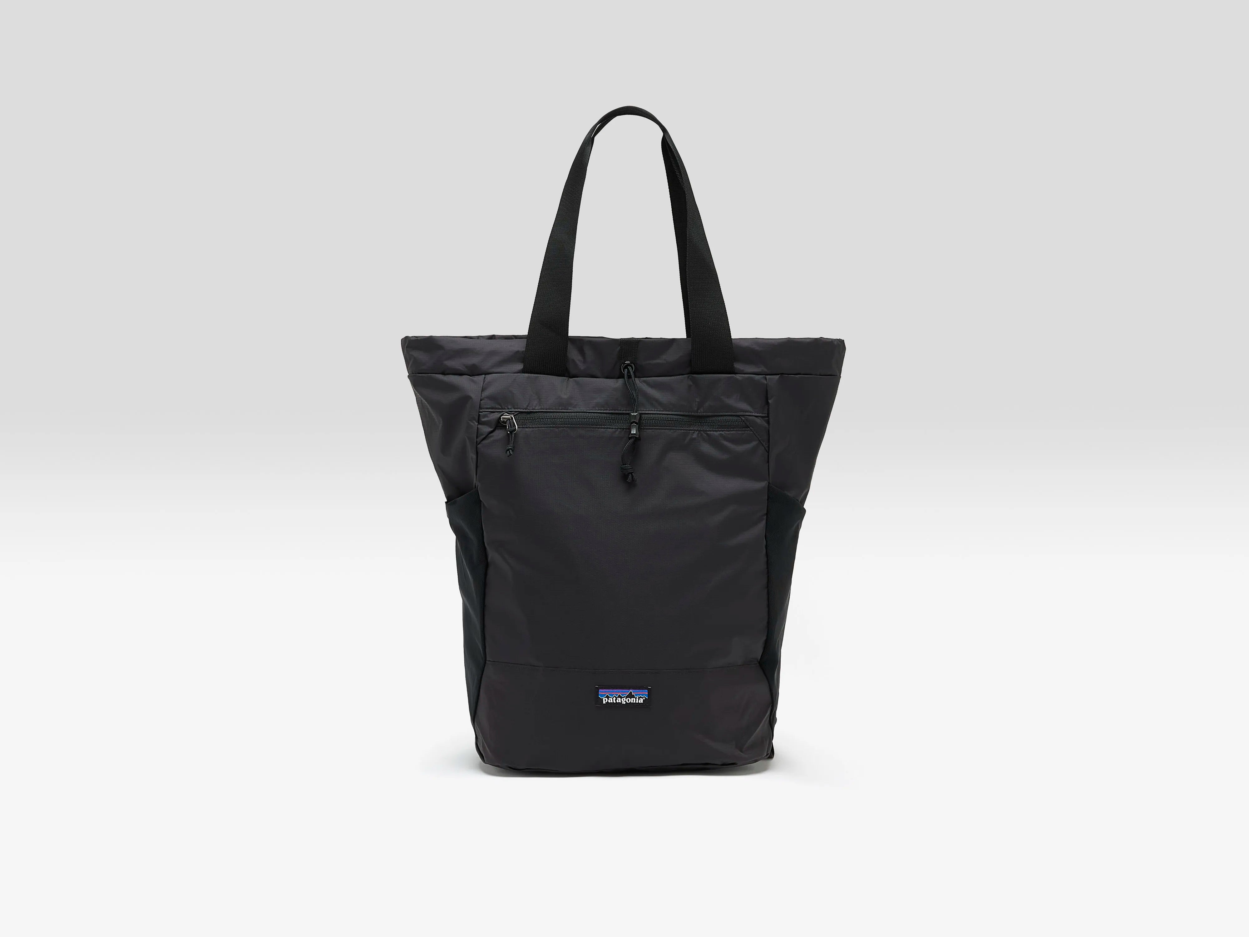 Terravia Tote Pack  (252 / W / BLACK)