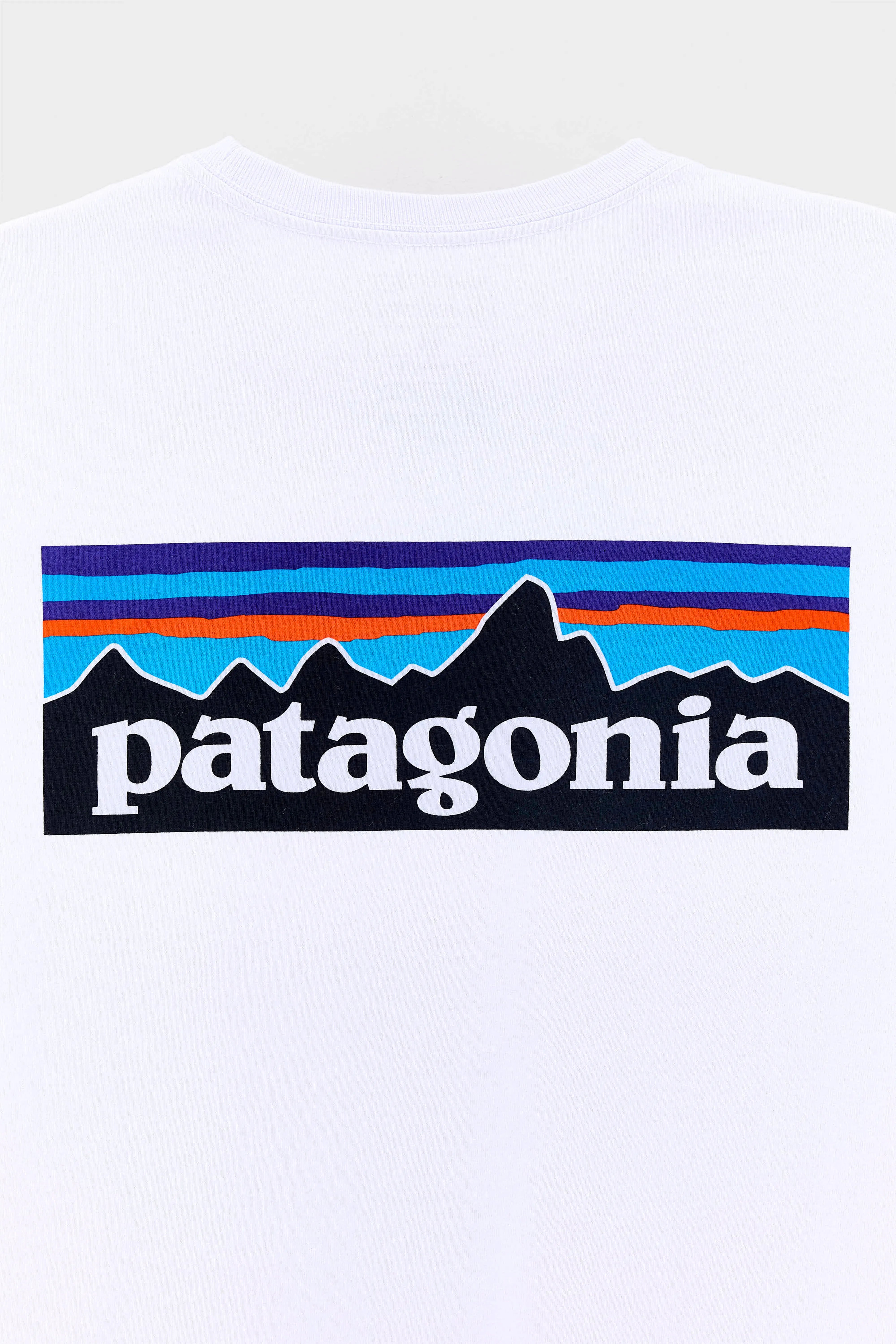 Men's P-6 Logo Responsibili-Tee  (261 / M / WHITE)