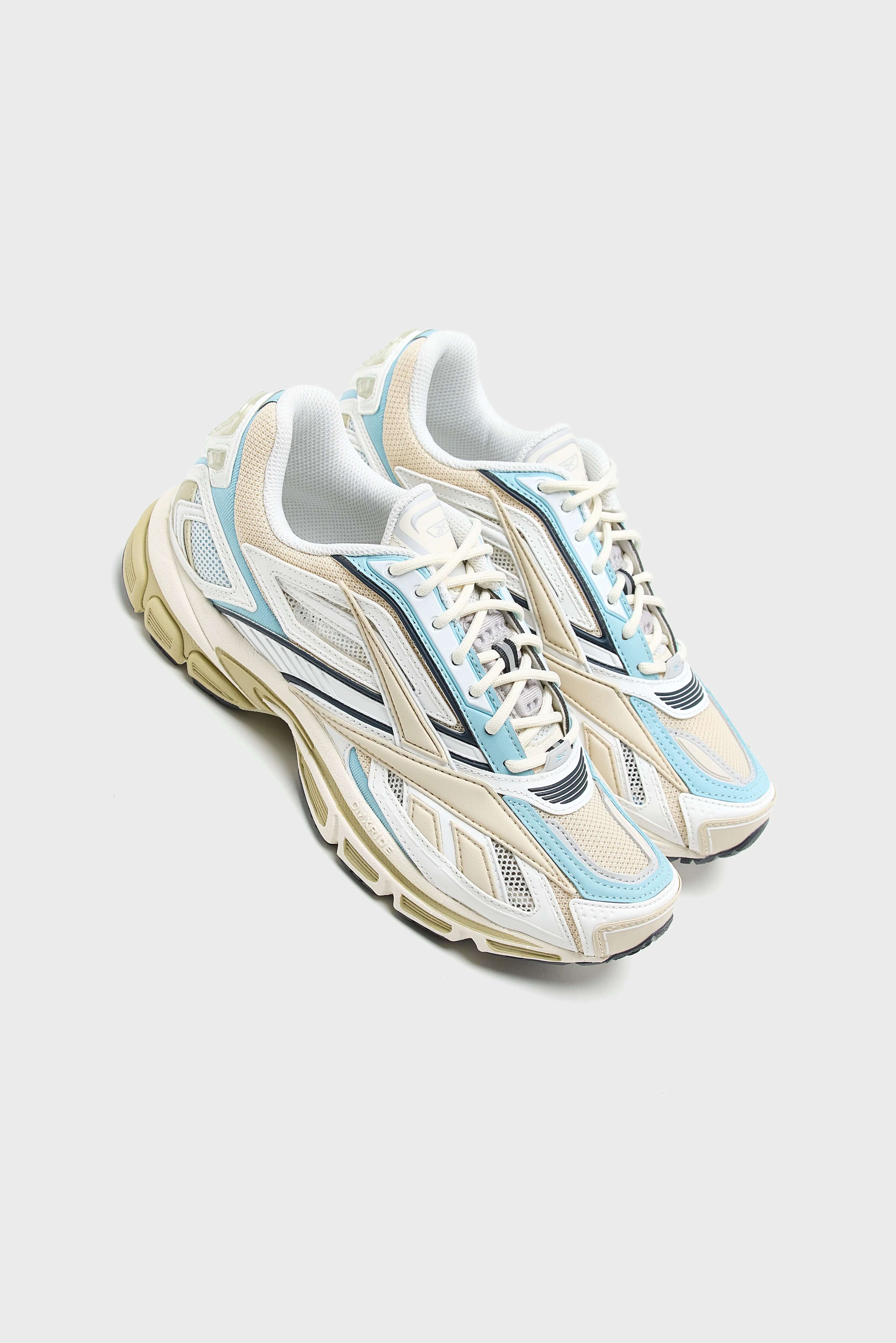 Premier Road Ultra for Women  (251 / W / BEIGE)