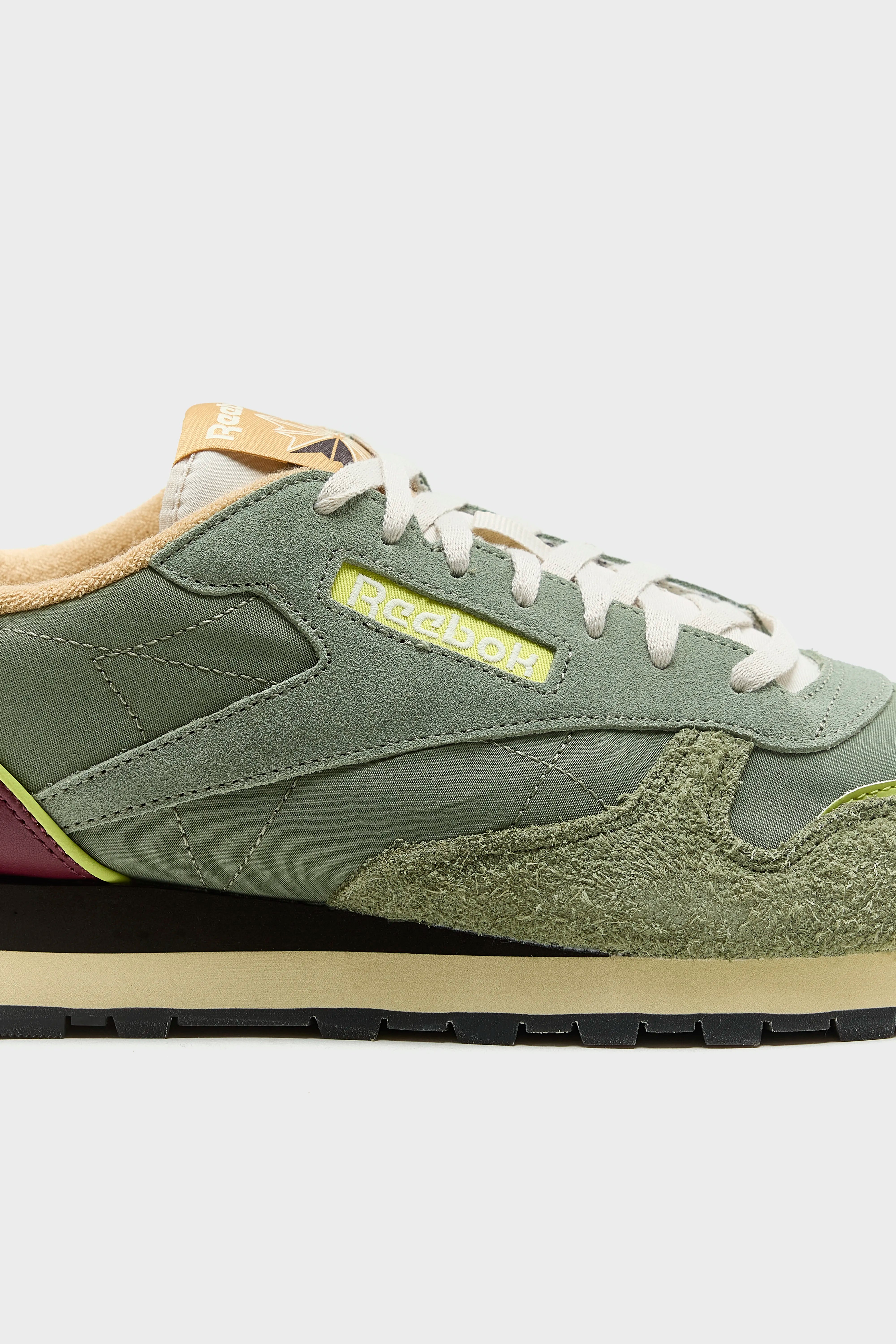 Classic Leather Premium for Men  (252 / M / GREEN)