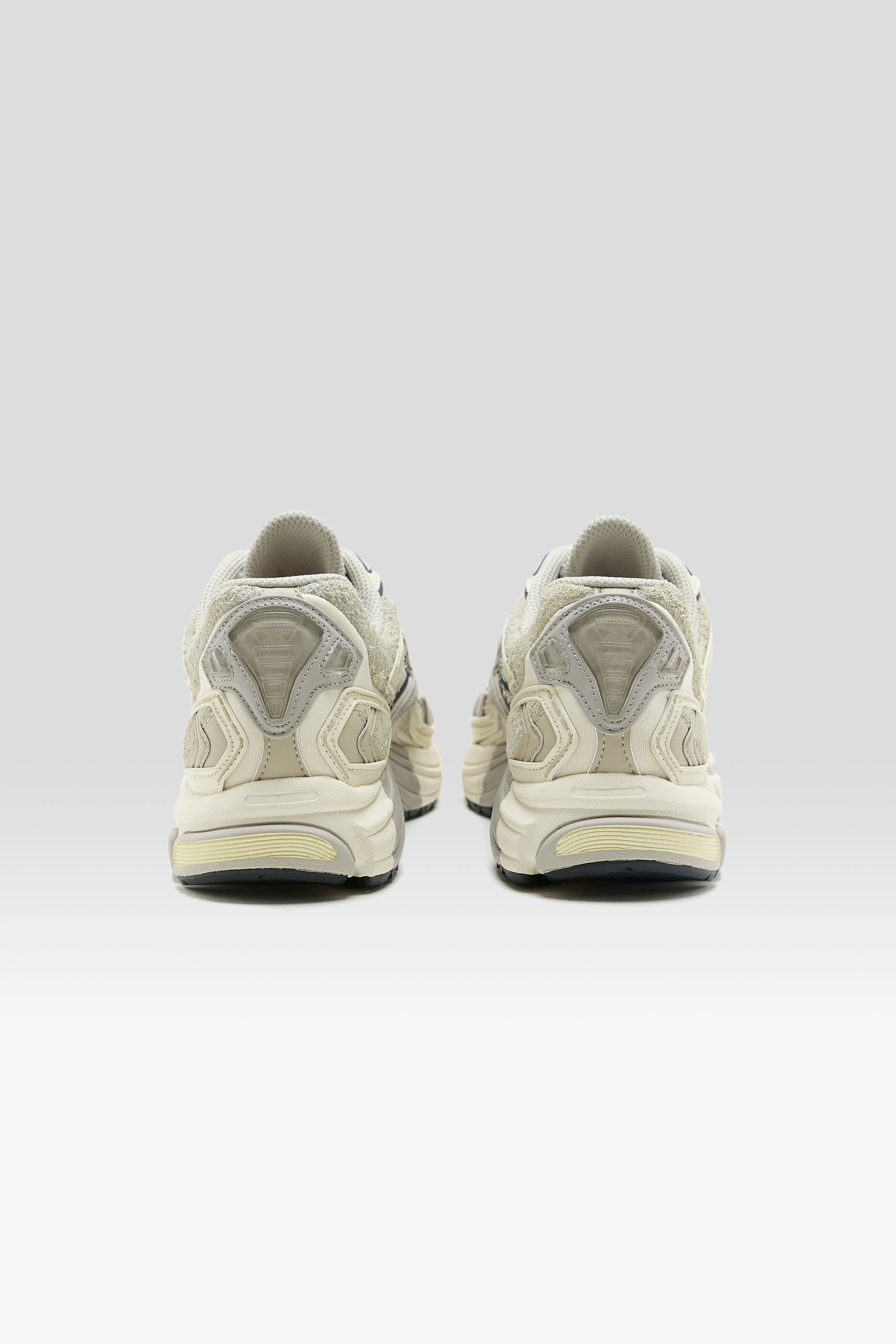 Premier Road Ultra pour femmes (252 / W / GREY)