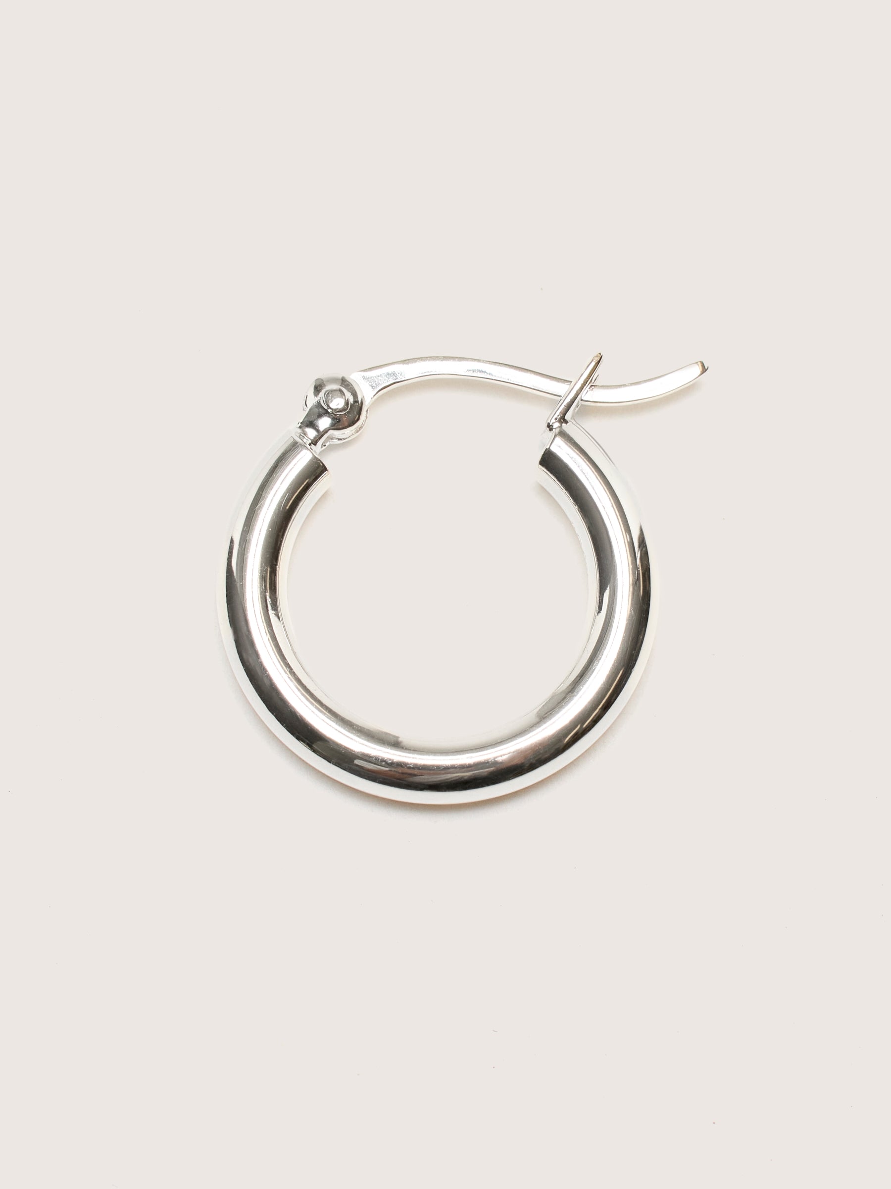 Oda Small Silver Hoop Earrings For Women | Bellerose