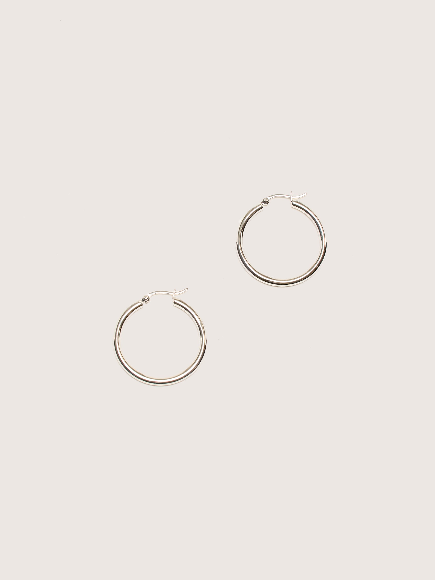 Oda Large Silver Hoop Earrings For Women | Bellerose