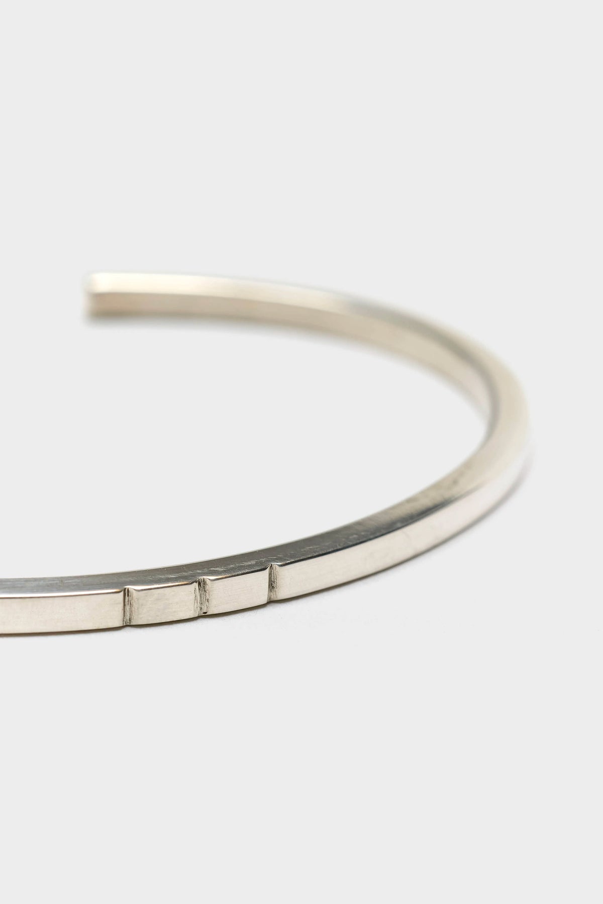 Square Bangle Bracelet (262 / U / SILVER)