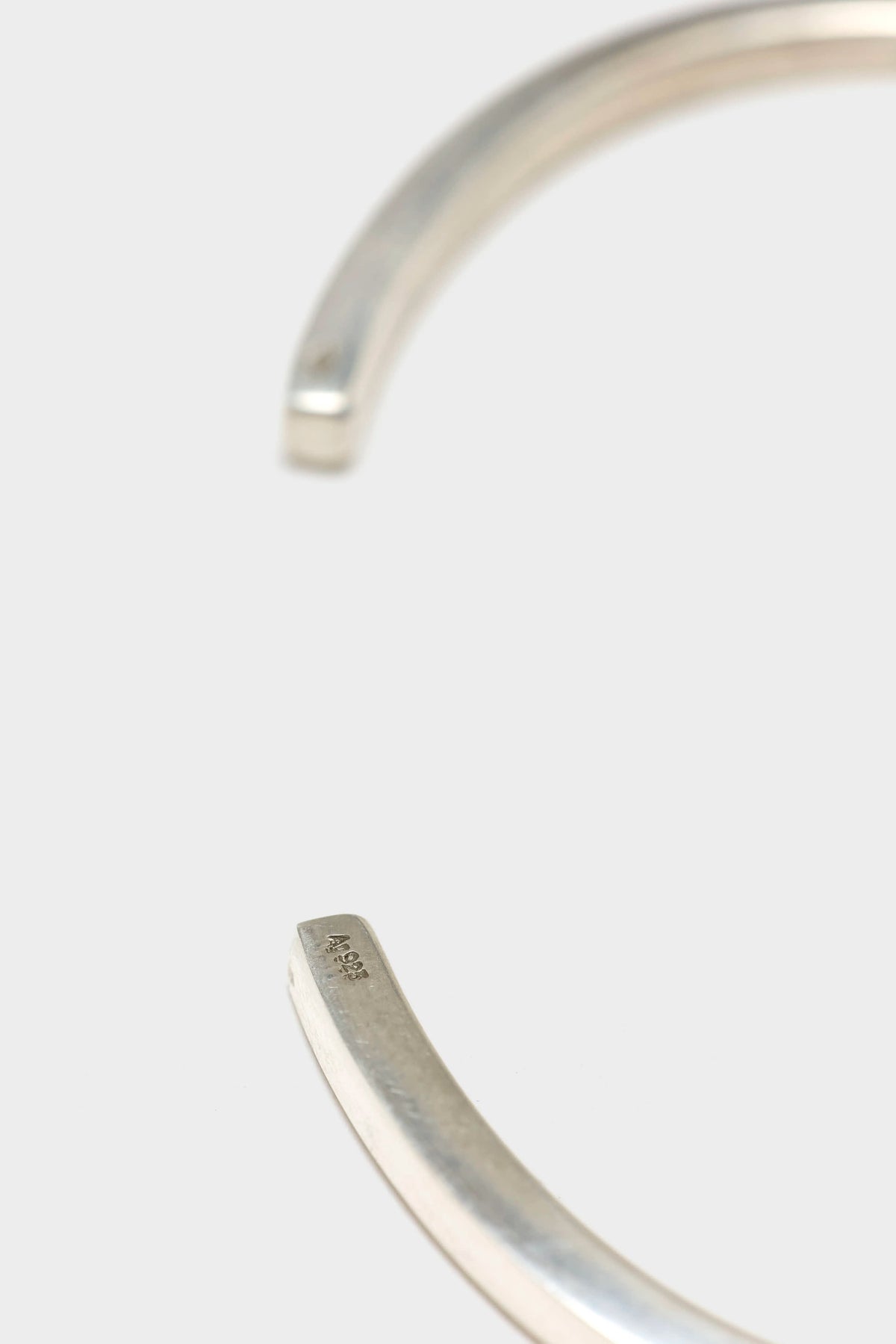 Square Bangle Bracelet (262 / U / SILVER)