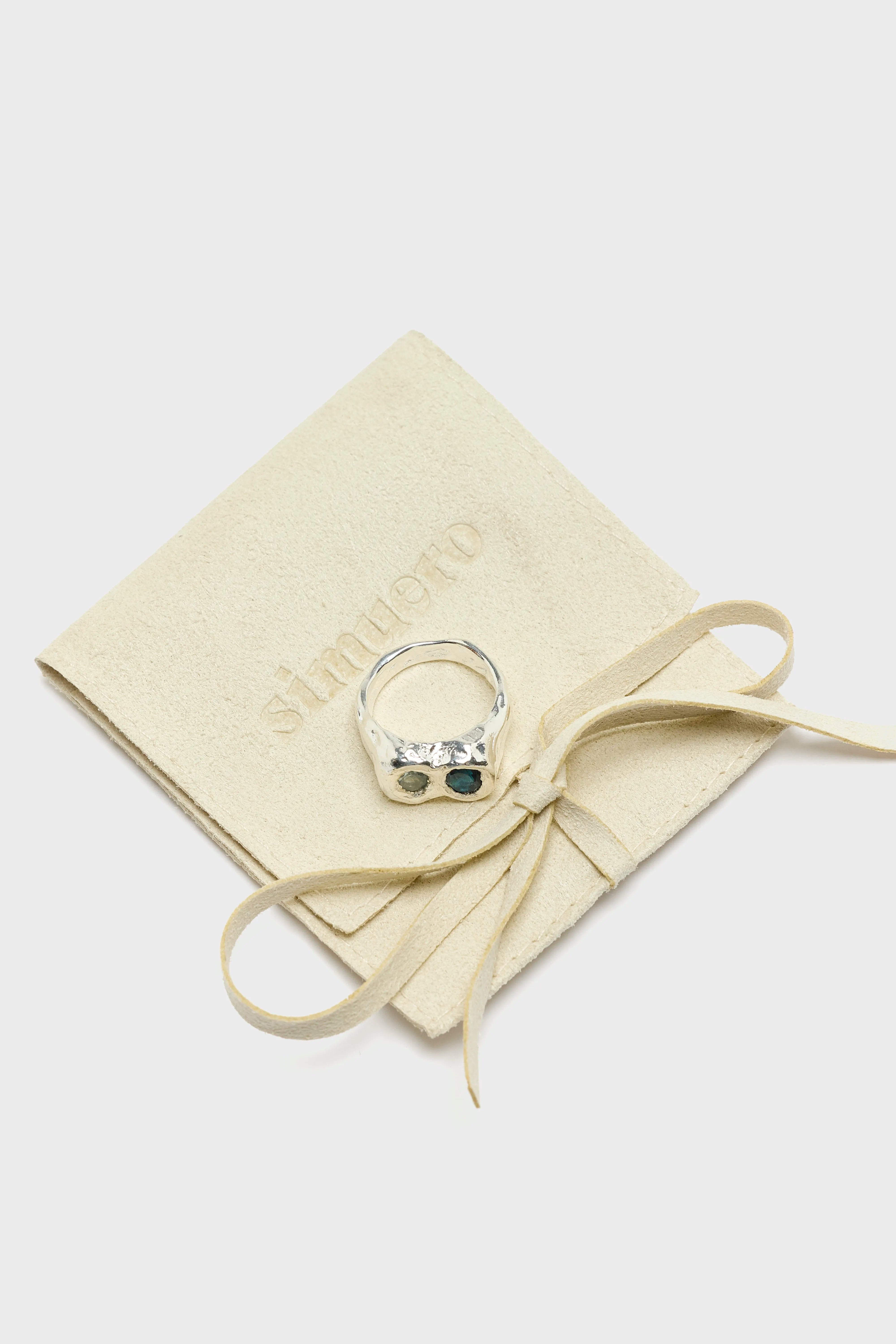 Buzo Topaas Ring (262 / W / SILVER)