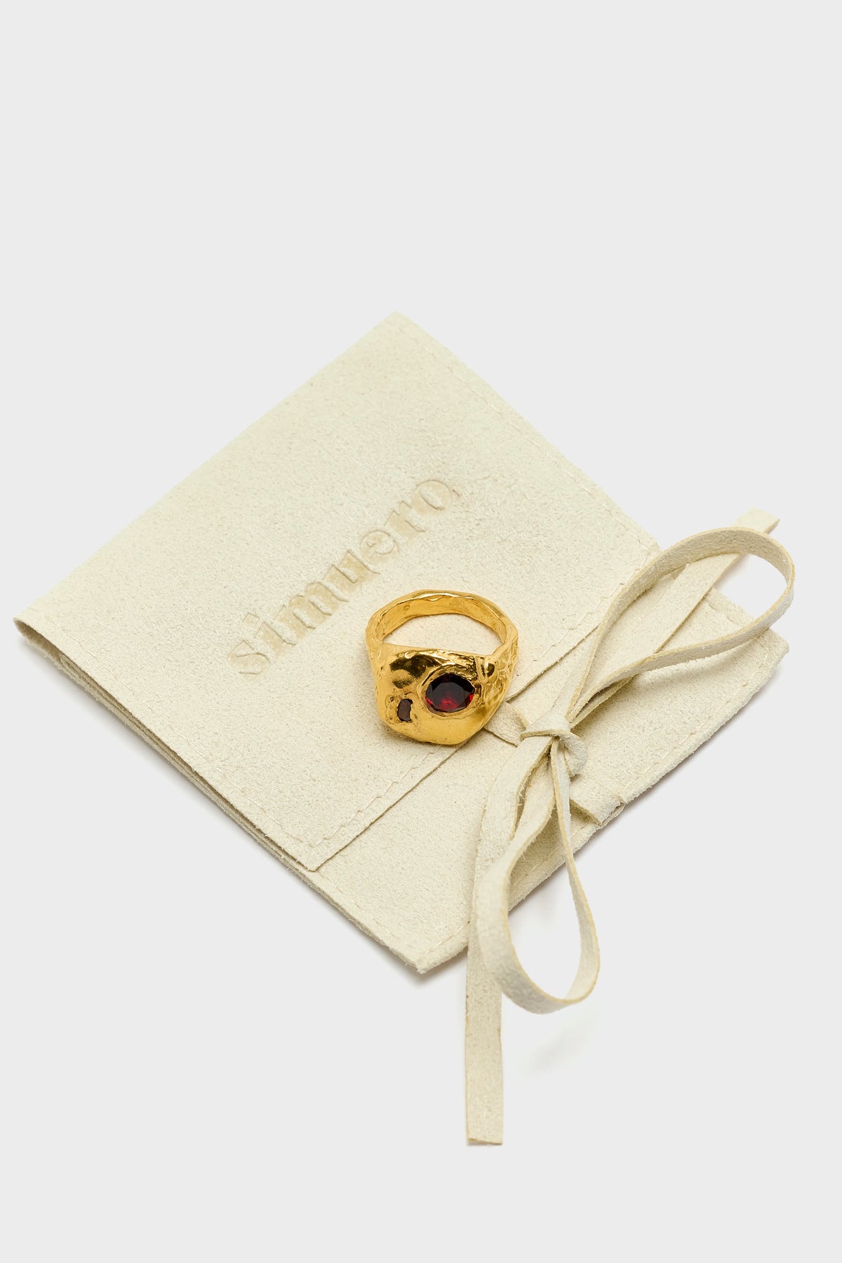 Coco Red Granaat Ring (262 / W / GOLD)