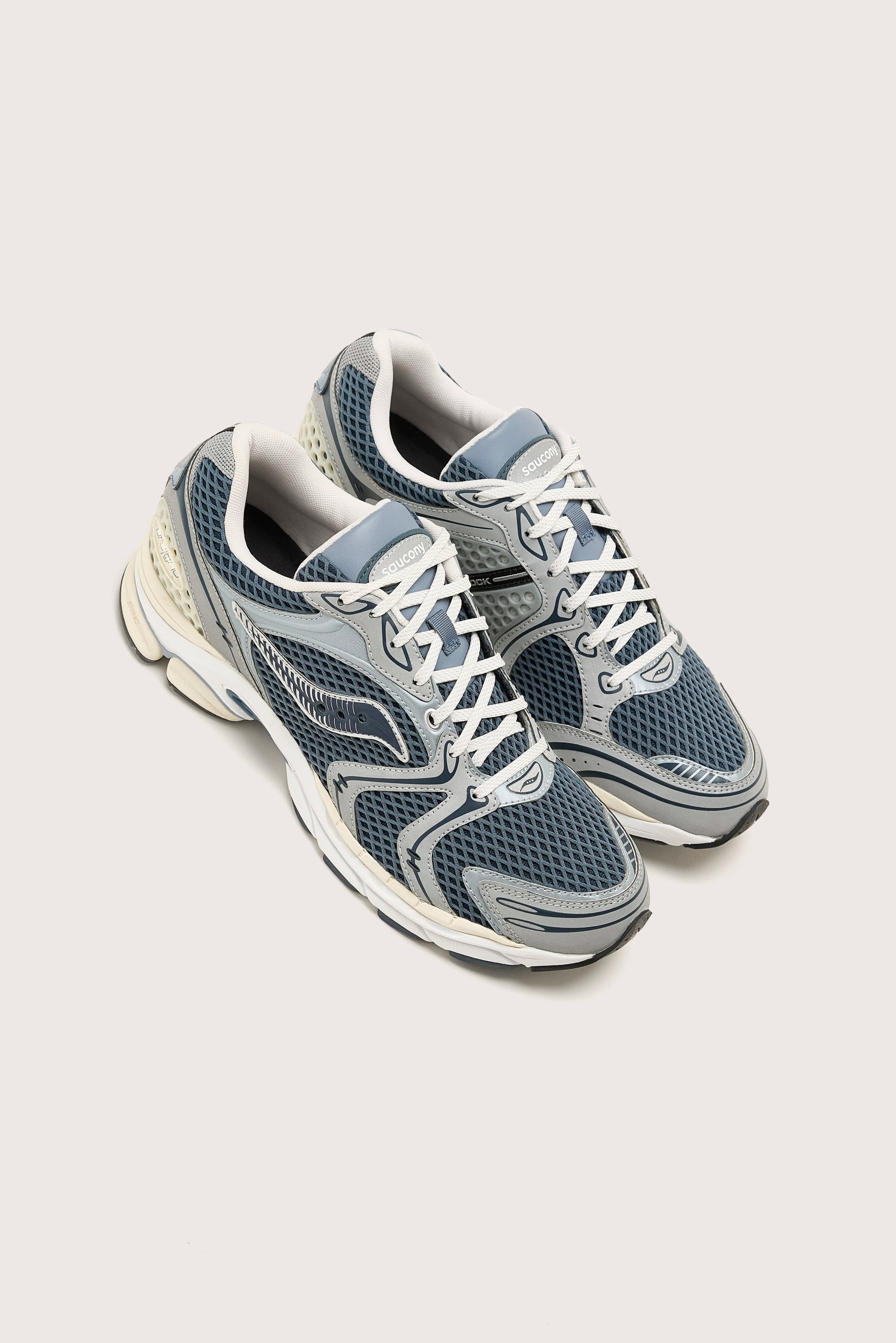 Saucony Men s ProGrid Triumph 4 Sport Sneakers Bellerose