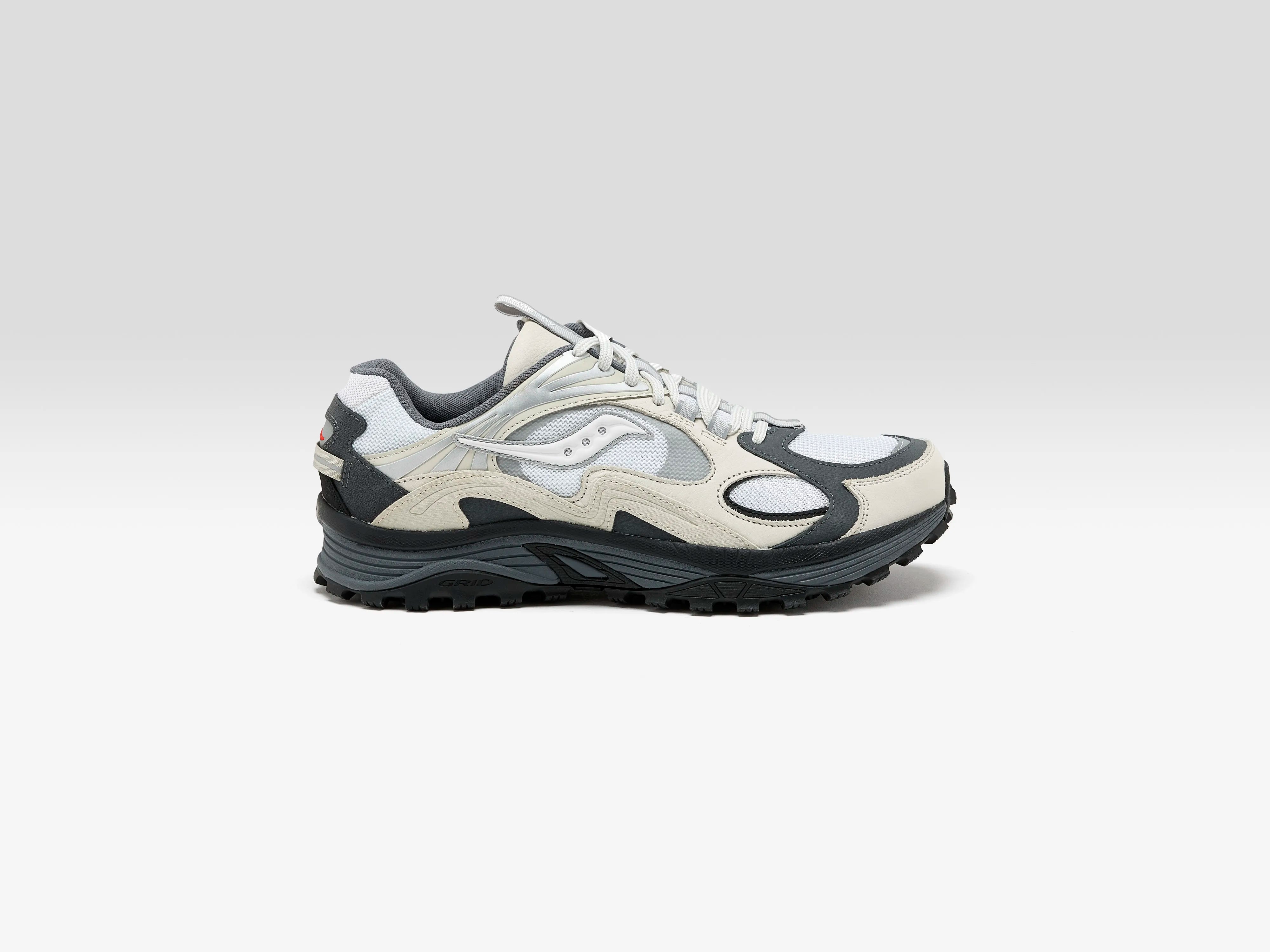 Grid Aura X Grey Pack for Men  (251 / M / BEIGE)