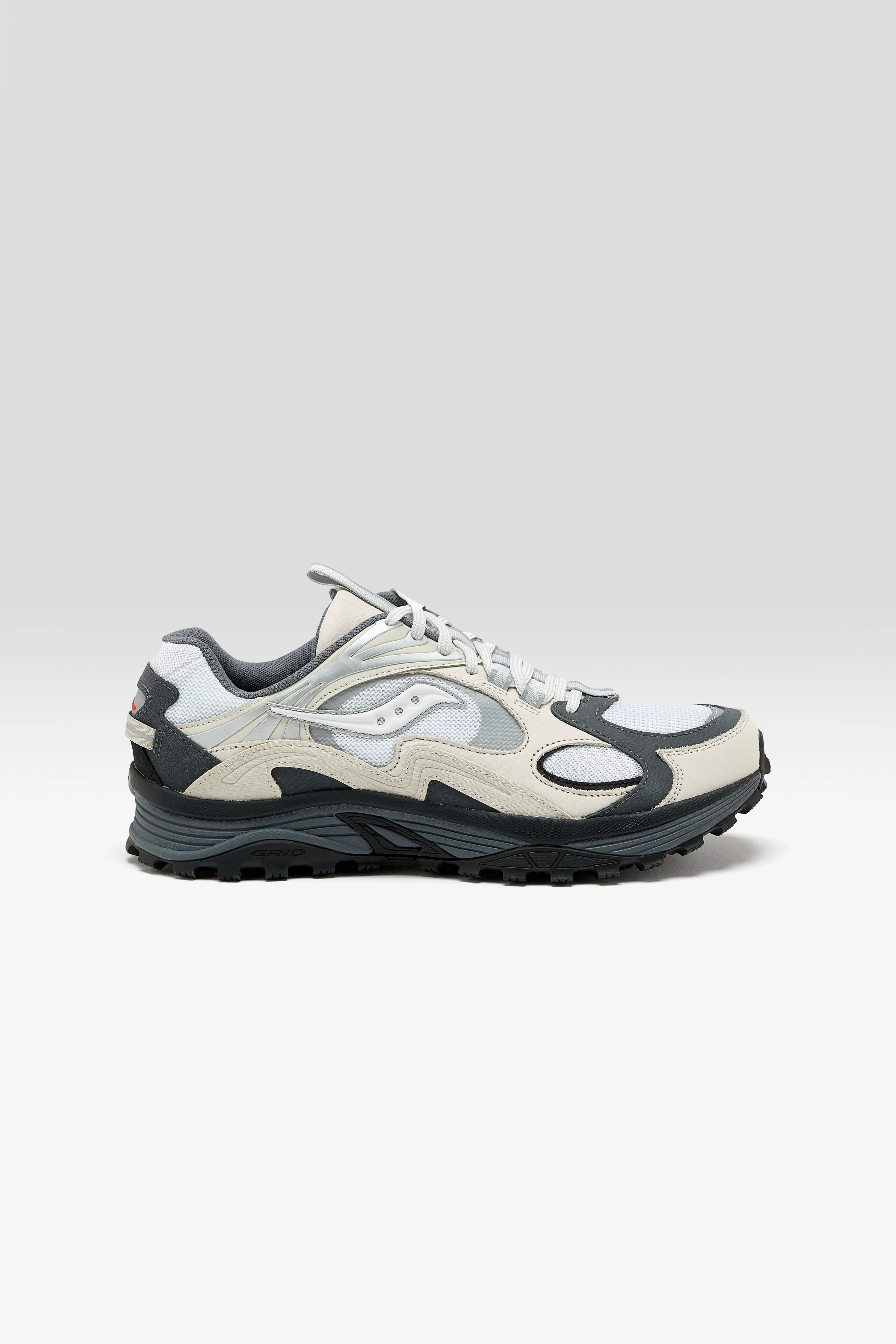 Grid Aura X Grey Pack for Men  (251 / M / BEIGE)