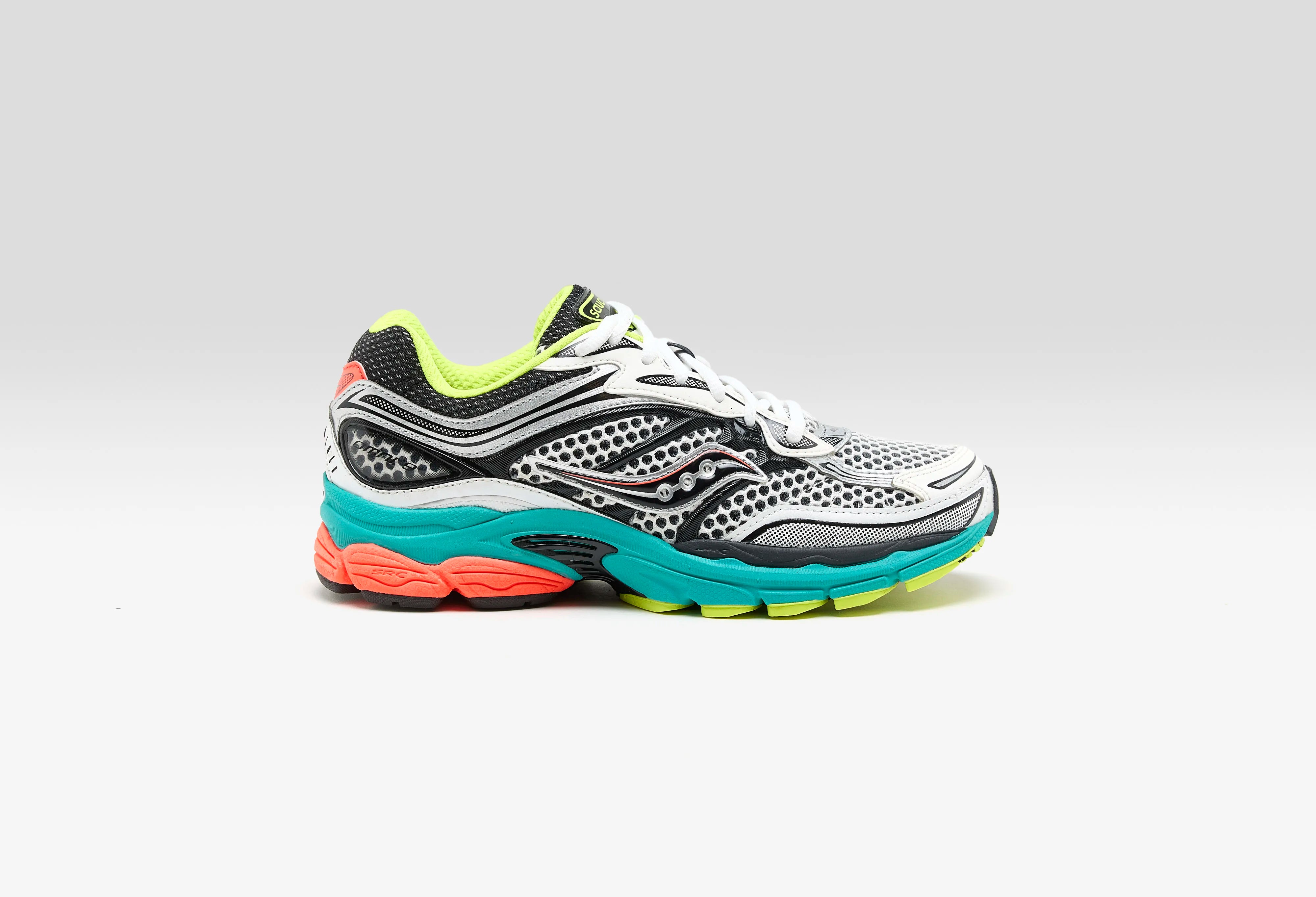 ProGrid Omni 9 for Women  (252 / W / SILVER)