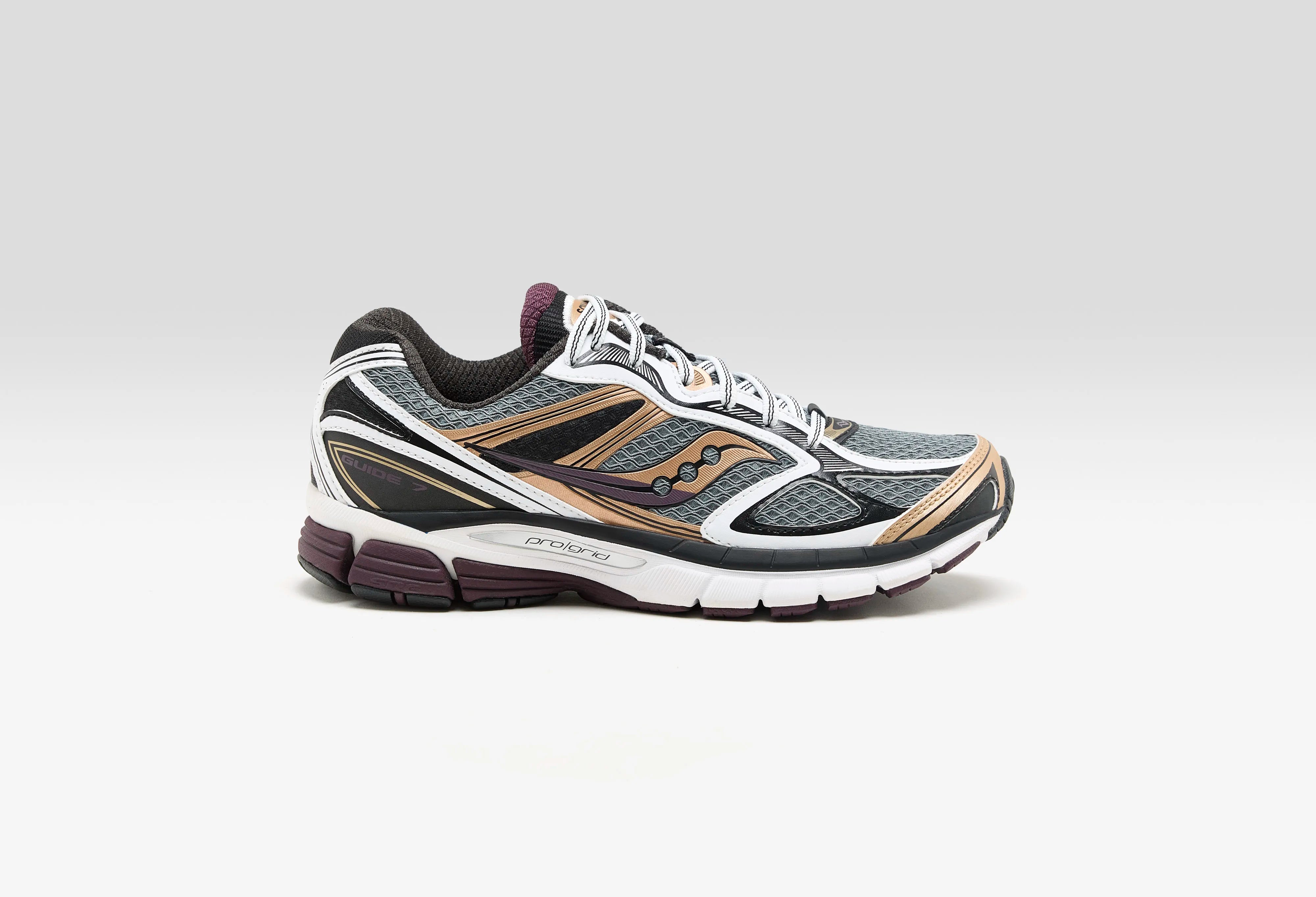 Progrid Guide 7 for Women  (252 / W / BROWN)