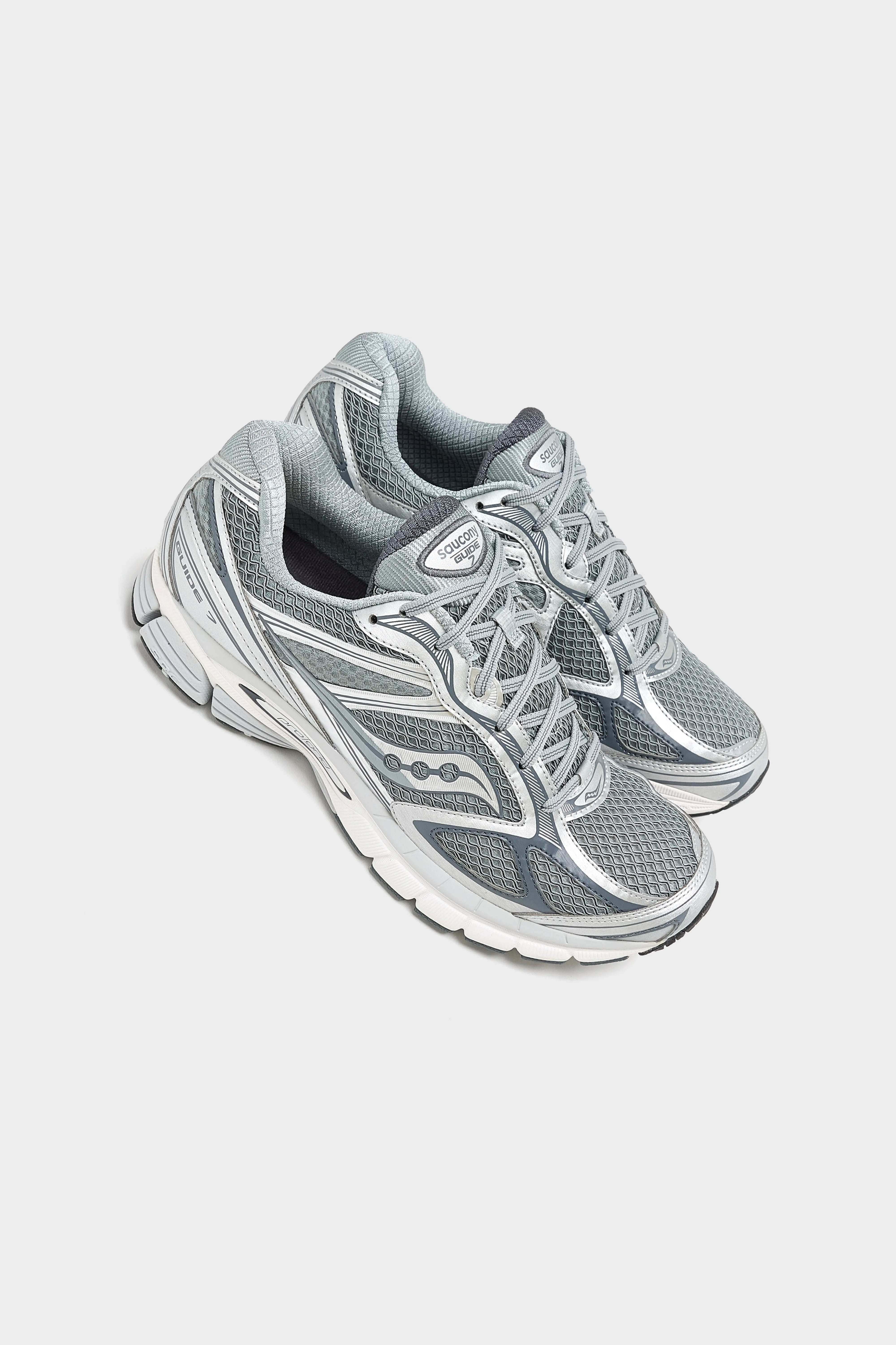 Progrid Guide 7 for Men  (252 / M / SILVER)